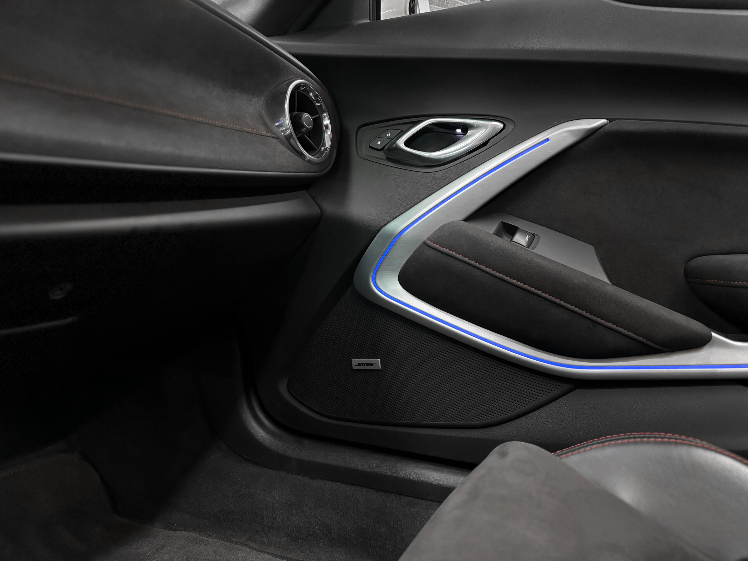 Chevrolet camaro ZL1 Cabriolet V8 6.2 659 – BVA – Bose – Image 49