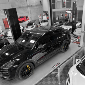 PORSCHE CAYENNE TURBO GT – PPF face avant – TVA apparente