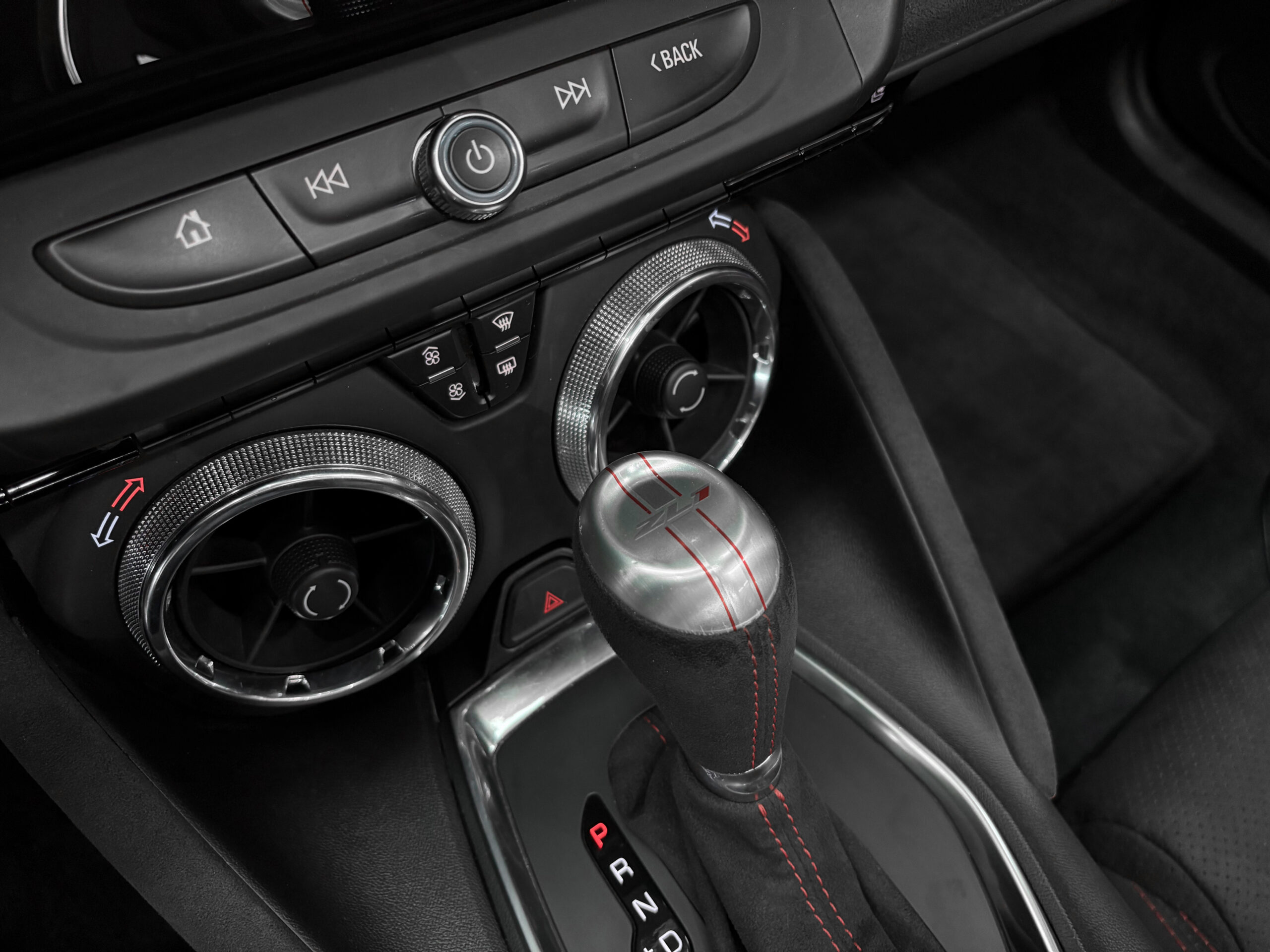 Chevrolet camaro ZL1 Cabriolet V8 6.2 659 – BVA – Bose – Image 46