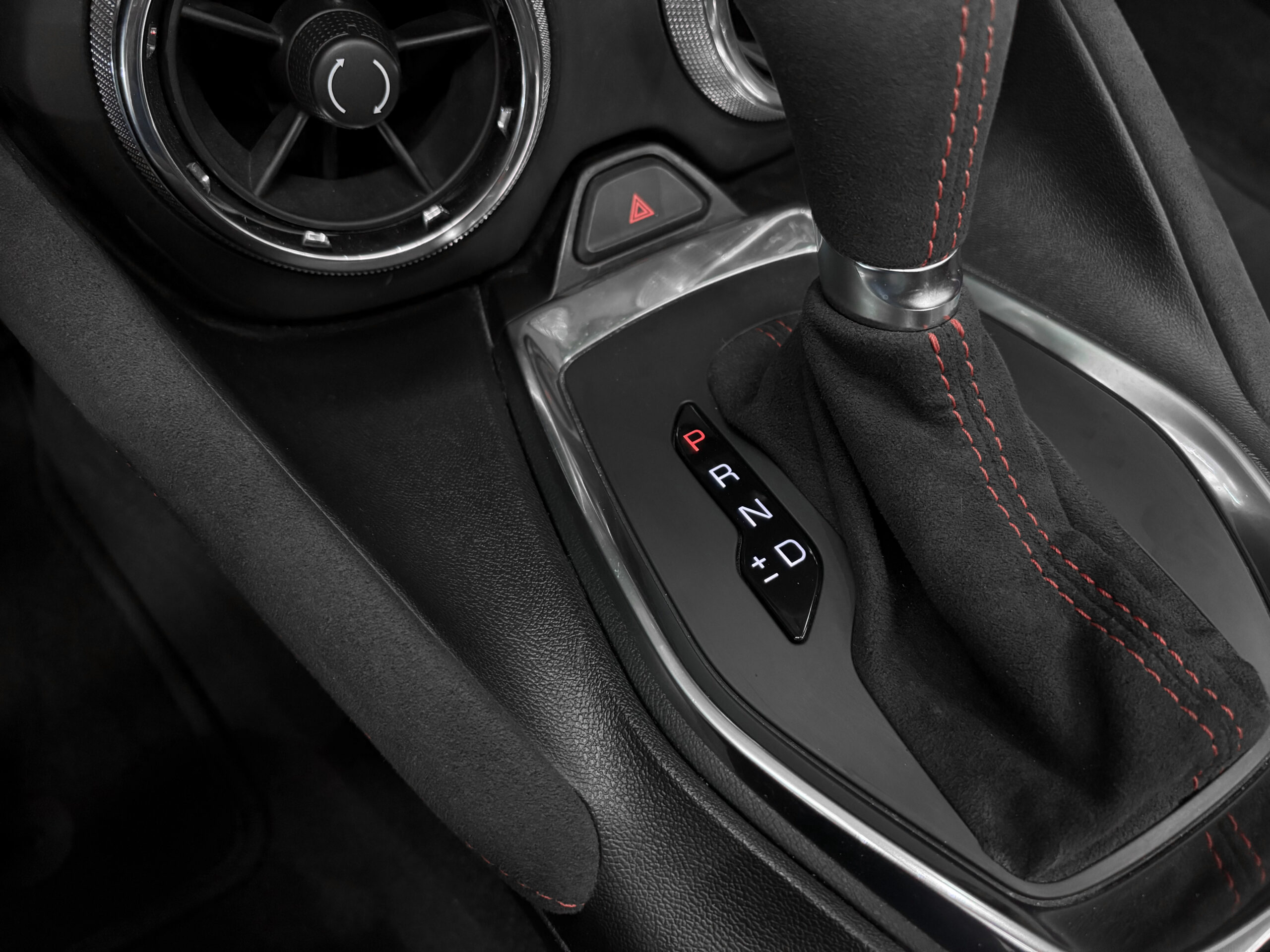 Chevrolet camaro ZL1 Cabriolet V8 6.2 659 – BVA – Bose – Image 45