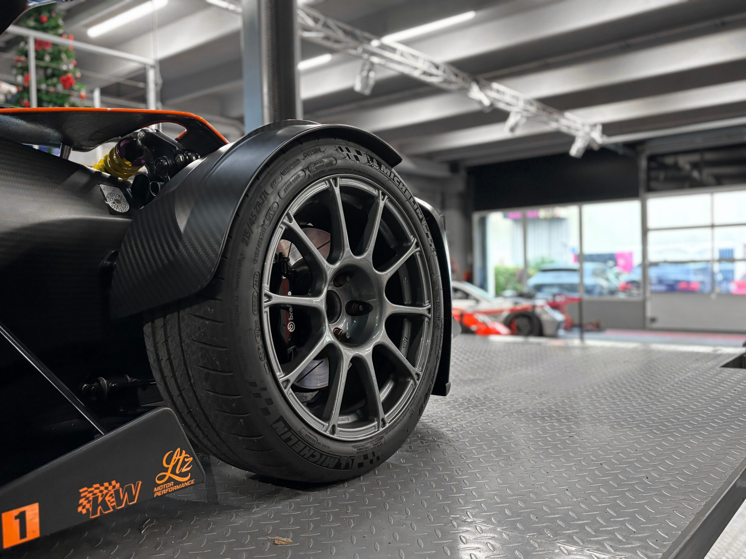KTM X-Bow R 345 - Homologuée route – Image 14