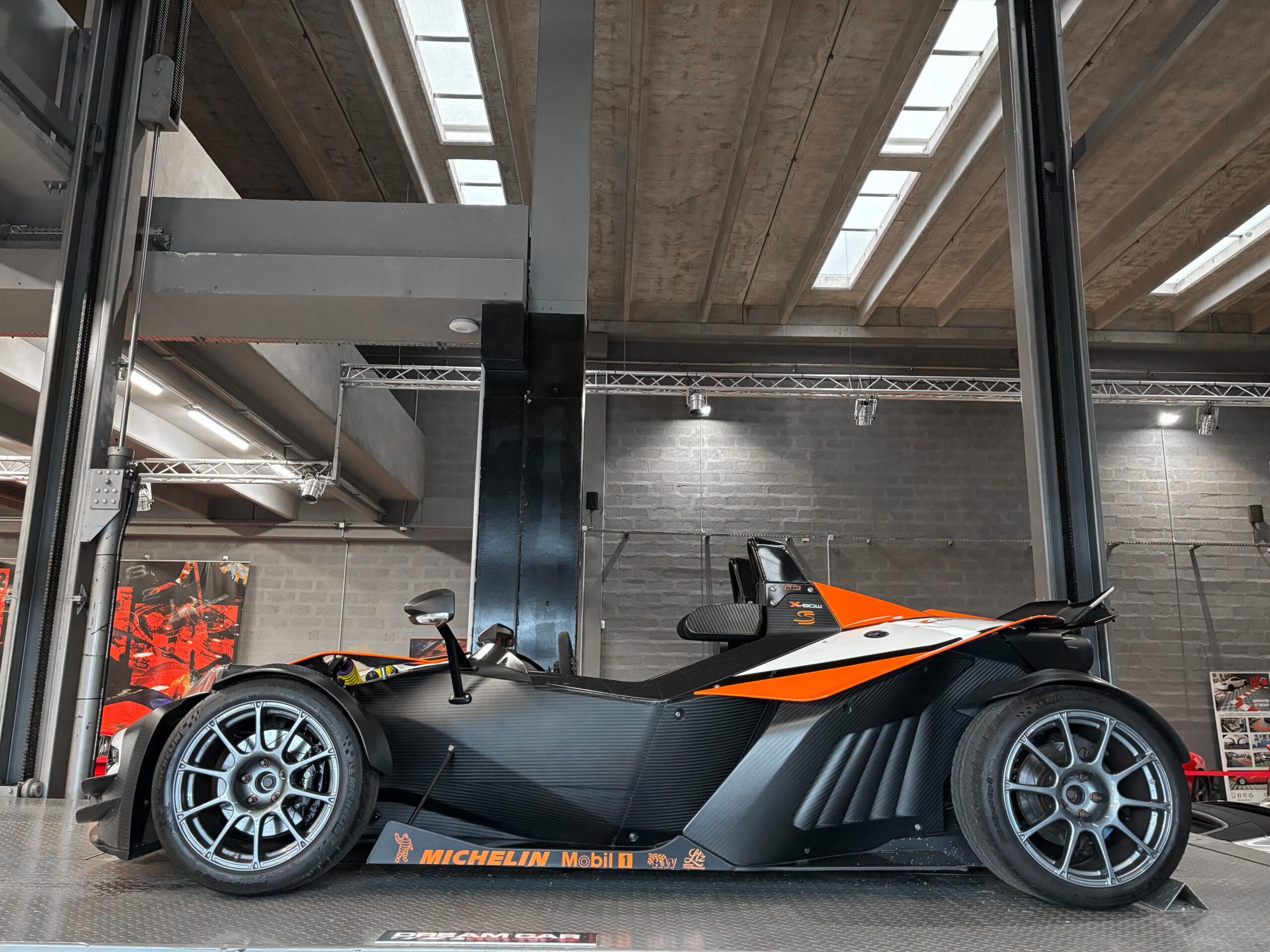 KTM X-Bow R 345 - Homologuée route – Image 9