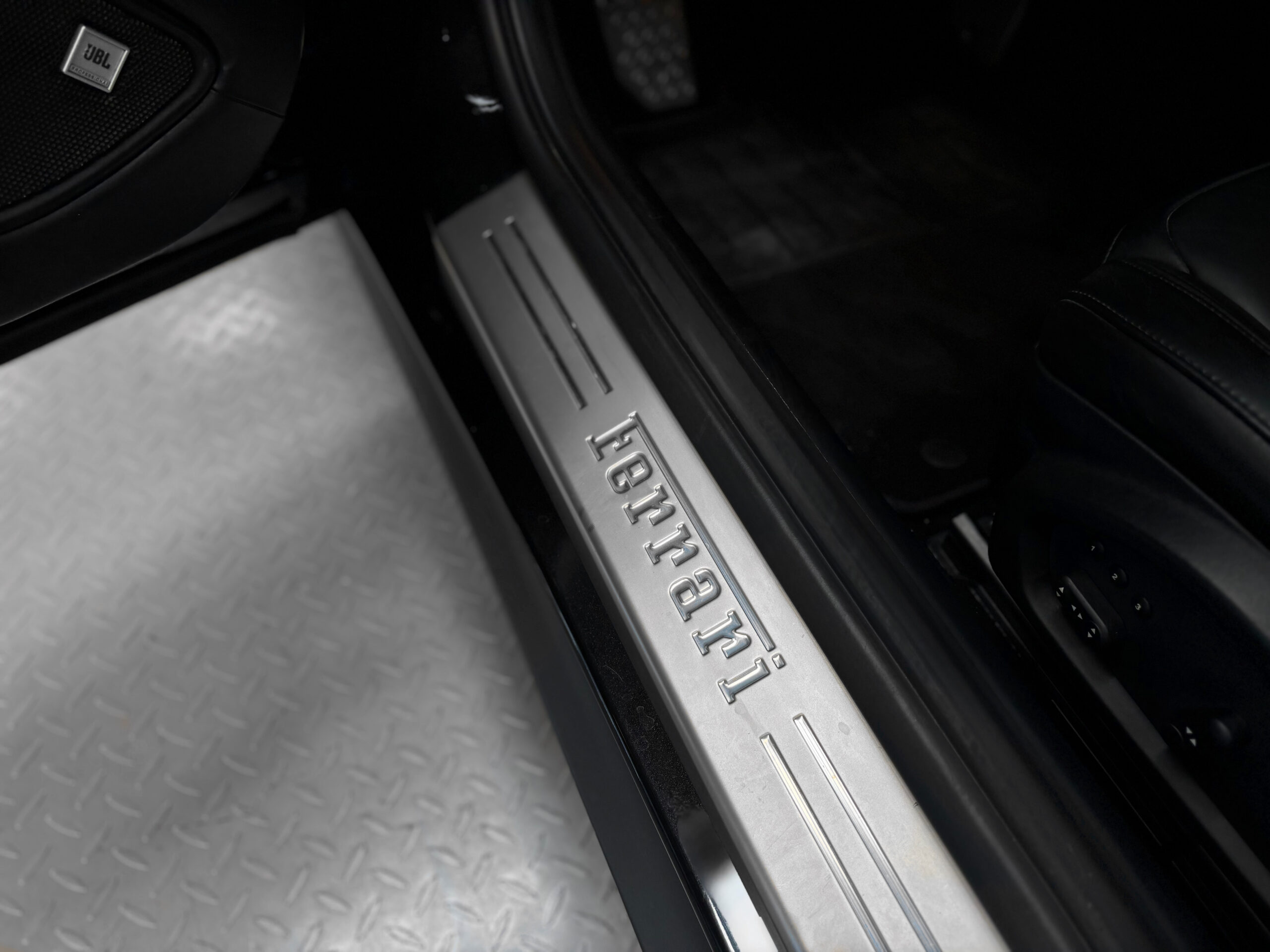 FERRARI F12 Berlinetta 6.3 740 – CARBONE – LIFT - PPF – Image 22