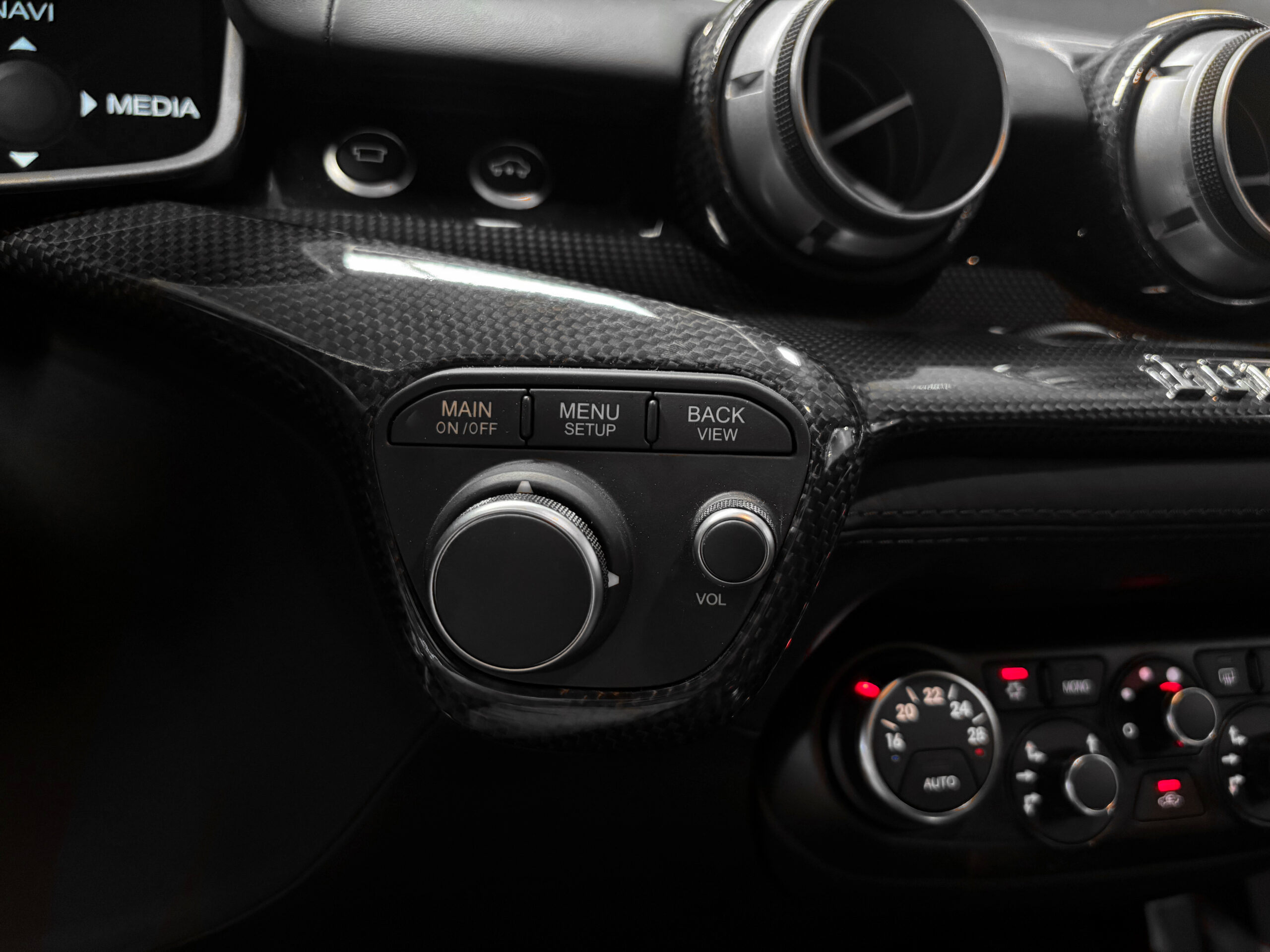 FERRARI F12 Berlinetta 6.3 740 – CARBONE – LIFT - PPF – Image 31
