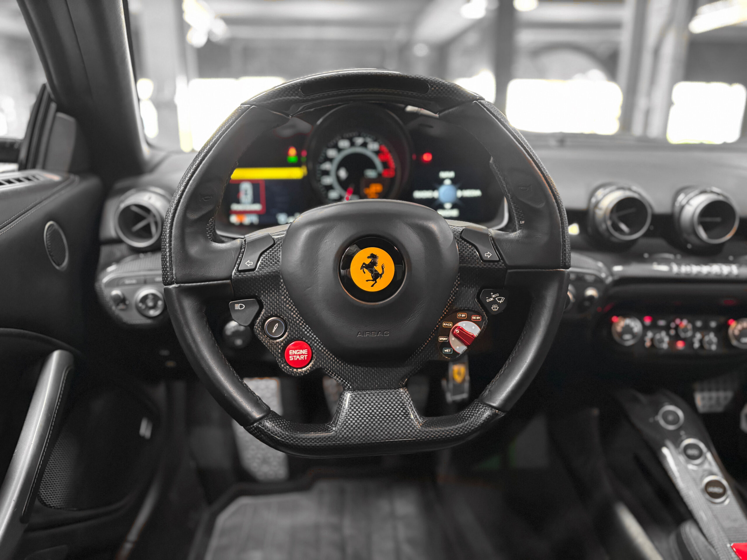 FERRARI F12 Berlinetta 6.3 740 – CARBONE – LIFT - PPF – Image 39