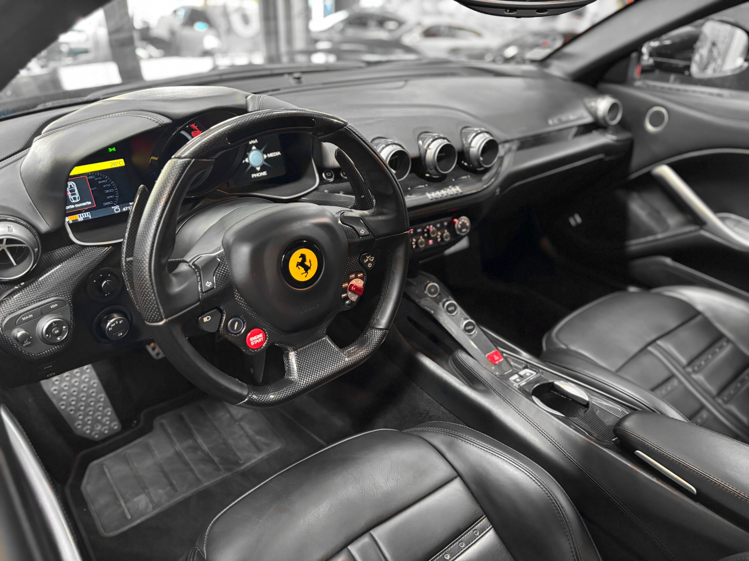 FERRARI F12 Berlinetta 6.3 740 – CARBONE – LIFT - PPF – Image 42