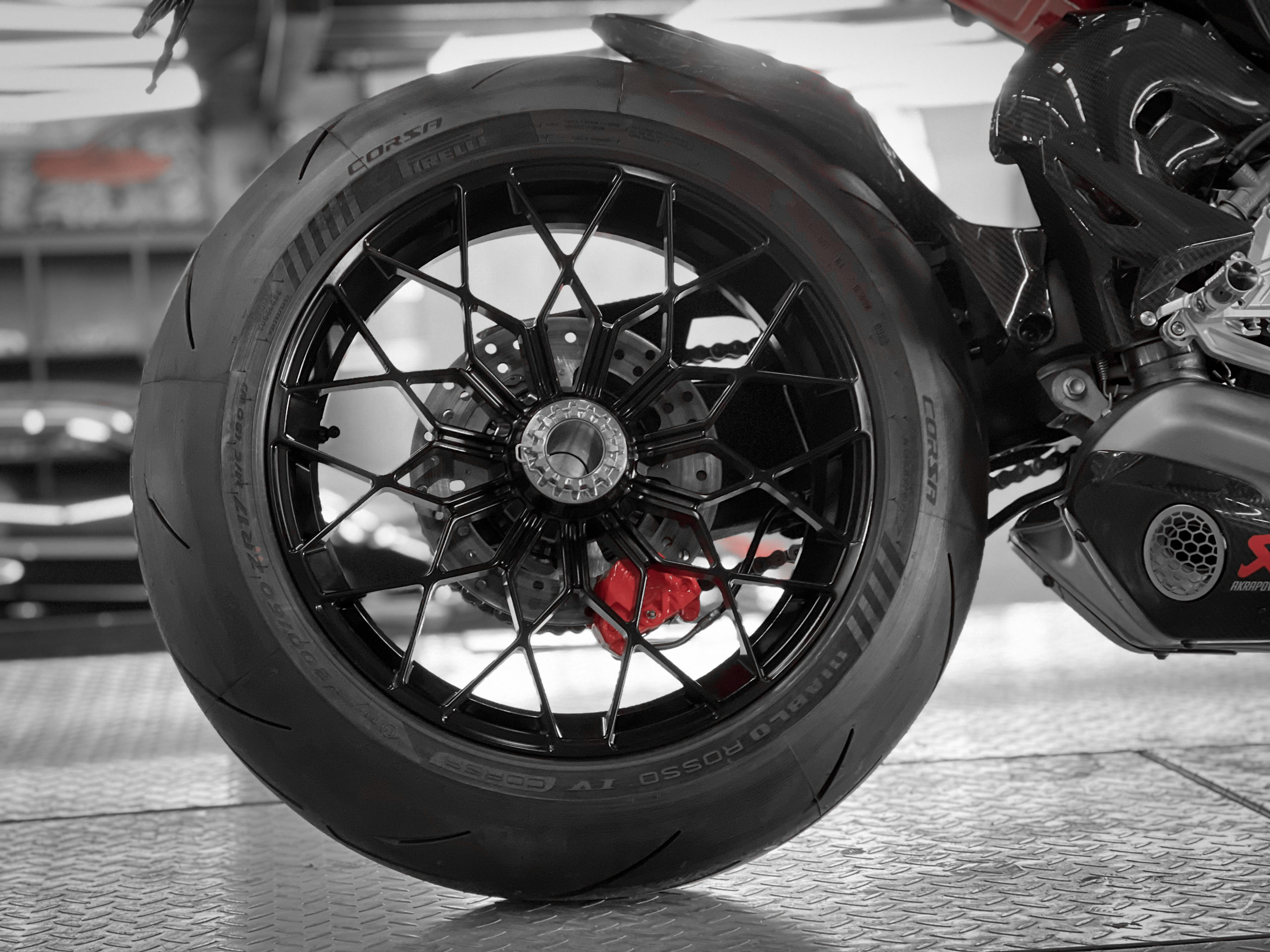 Ducati Streetfighter 1100 V4 S Lamborghini 1 of 630 – Image 5