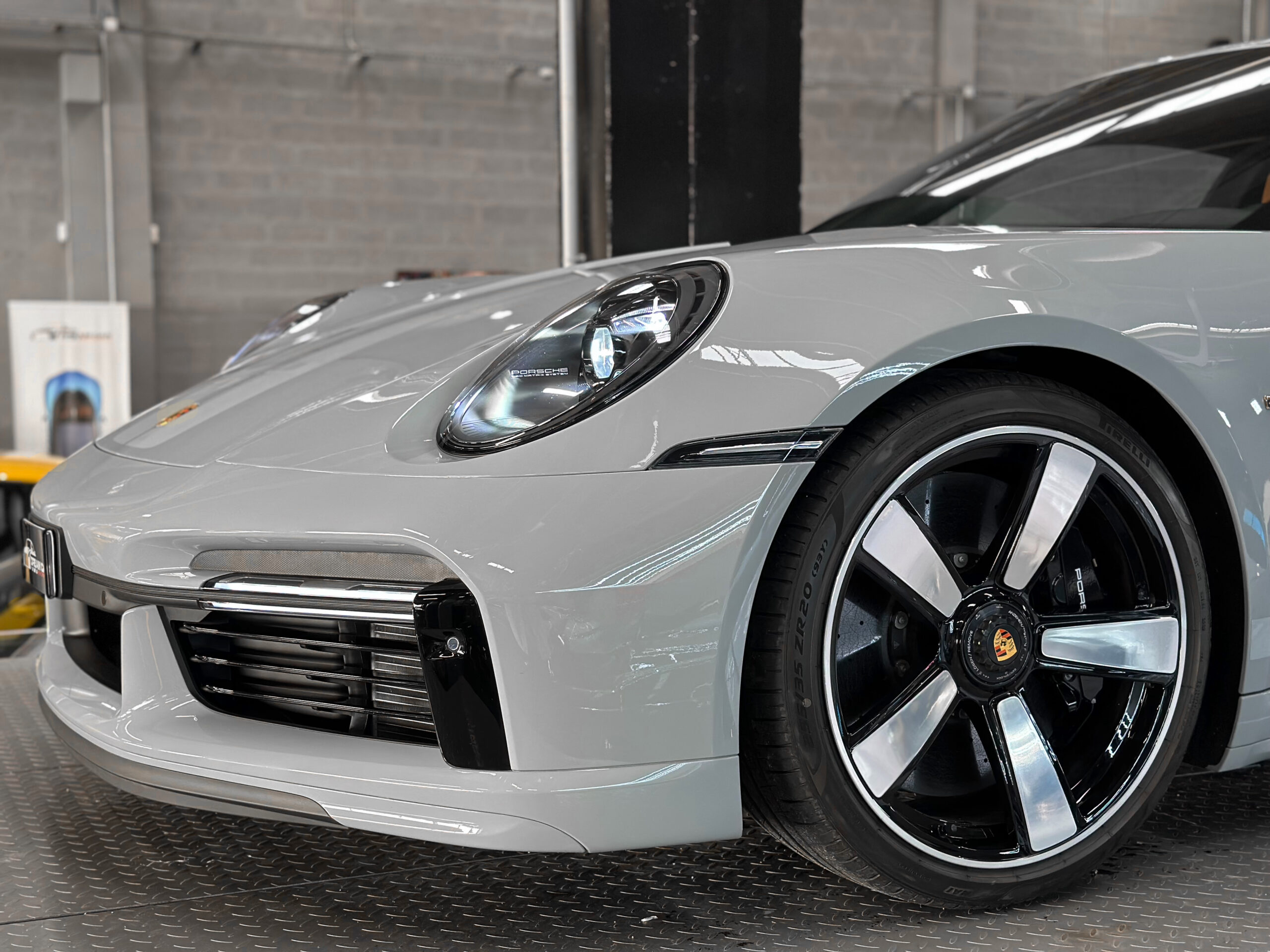 Porsche 992 Sport Classic 3.8 550 – 1 of 1250 – Image 7