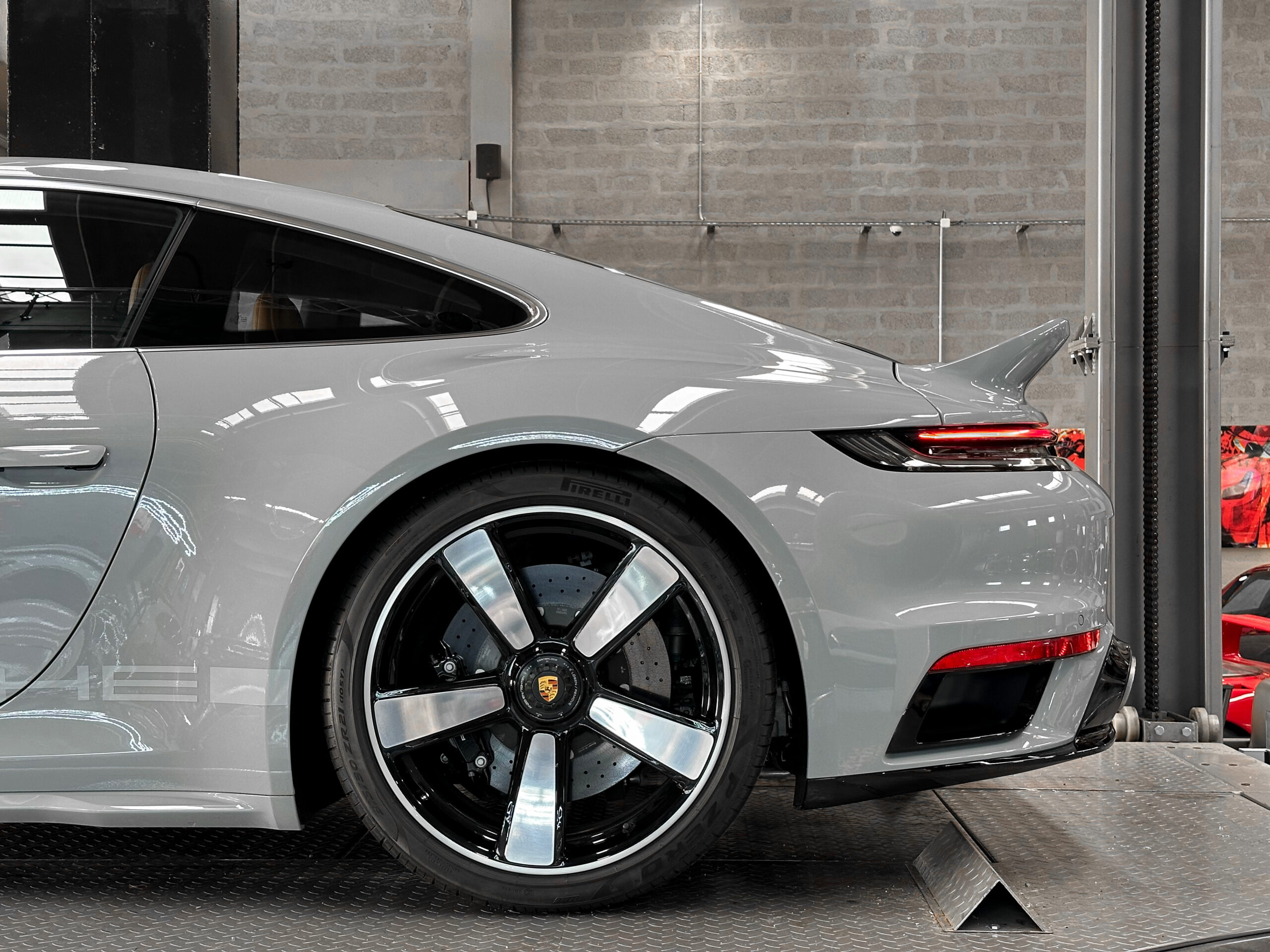 Porsche 992 Sport Classic 3.8 550 – 1 of 1250 – Image 10