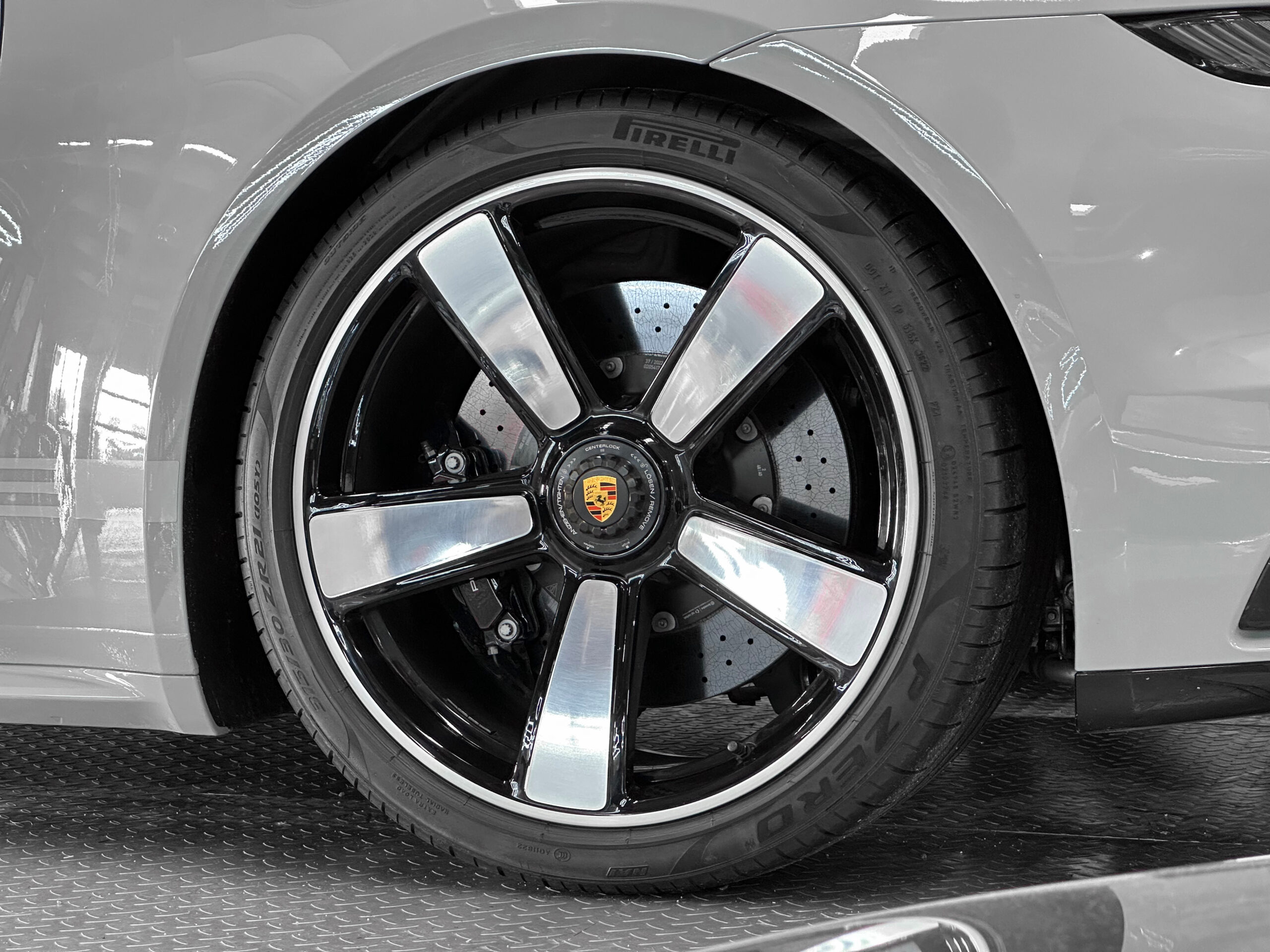 Porsche 992 Sport Classic 3.8 550 – 1 of 1250 – Image 11