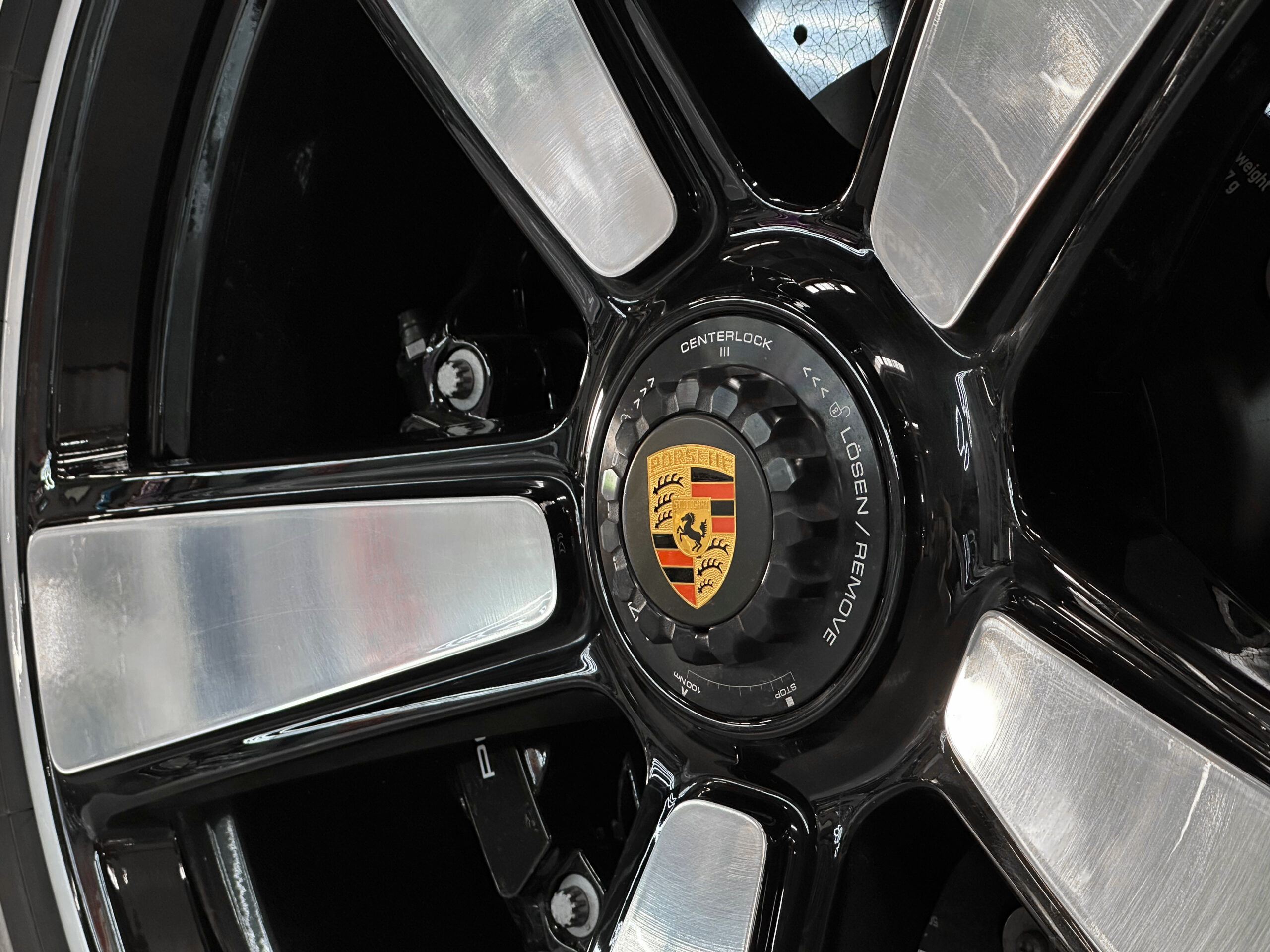 Porsche 992 Sport Classic 3.8 550 – 1 of 1250 – Image 12