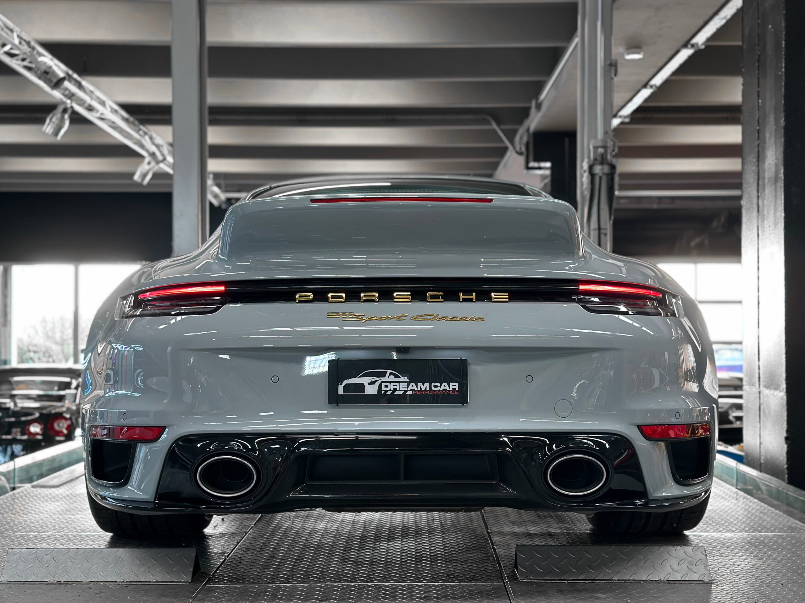 Porsche 992 Sport Classic 3.8 550 – 1 of 1250 – Image 15