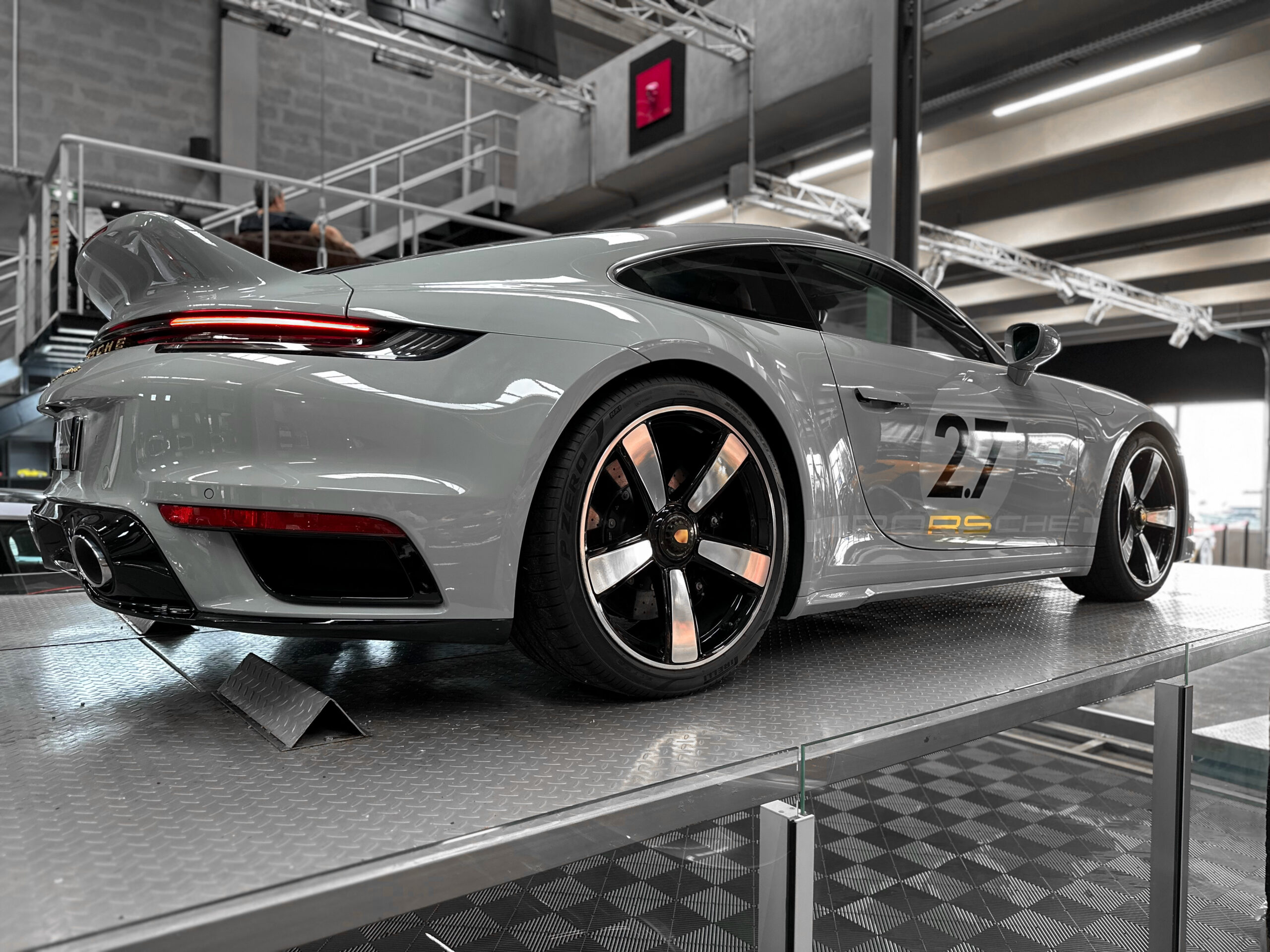 Porsche 992 Sport Classic 3.8 550 – 1 of 1250 – Image 17