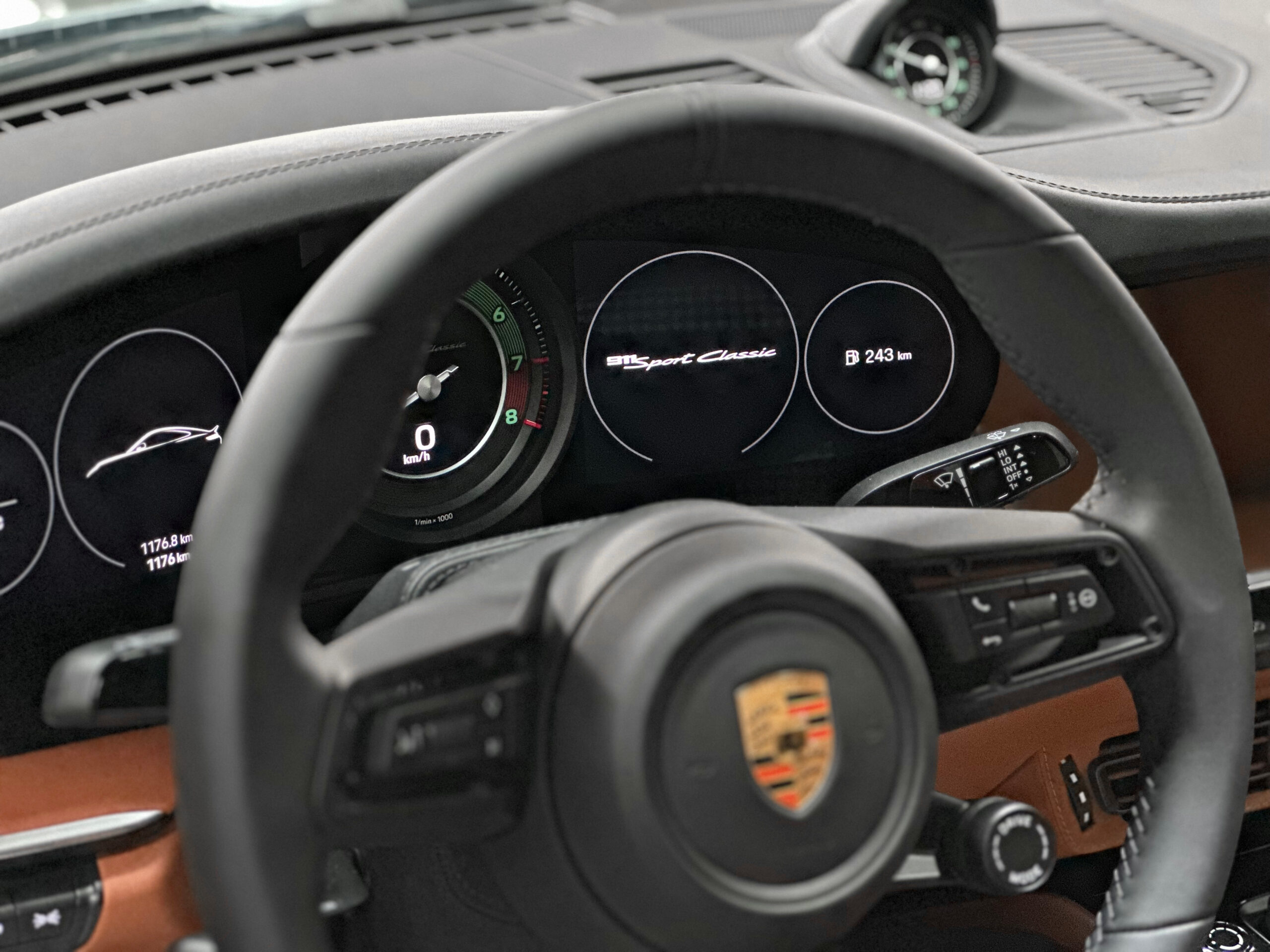 Porsche 992 Sport Classic 3.8 550 – 1 of 1250 – Image 26