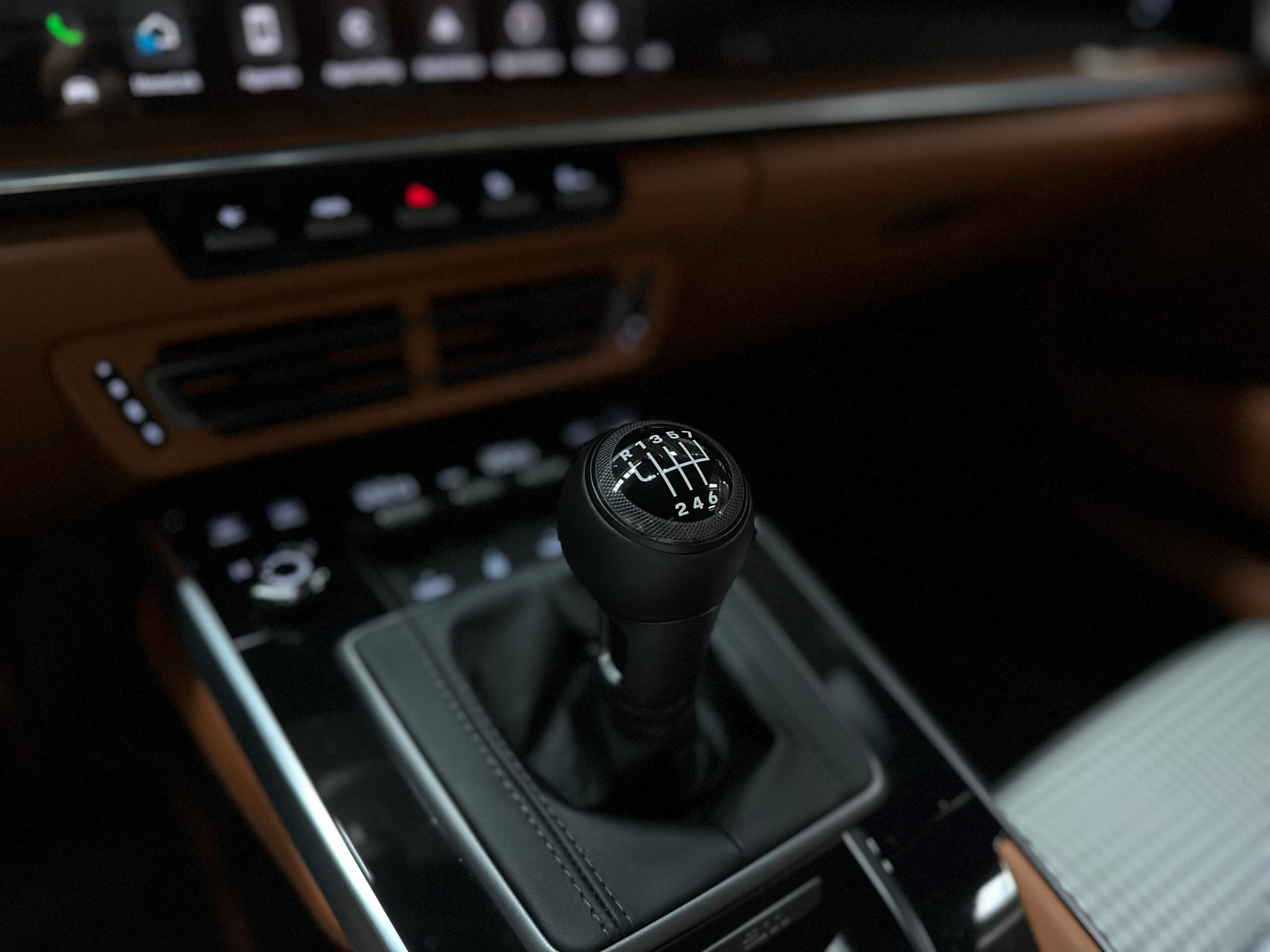 Porsche 992 Sport Classic 3.8 550 – 1 of 1250 – Image 29