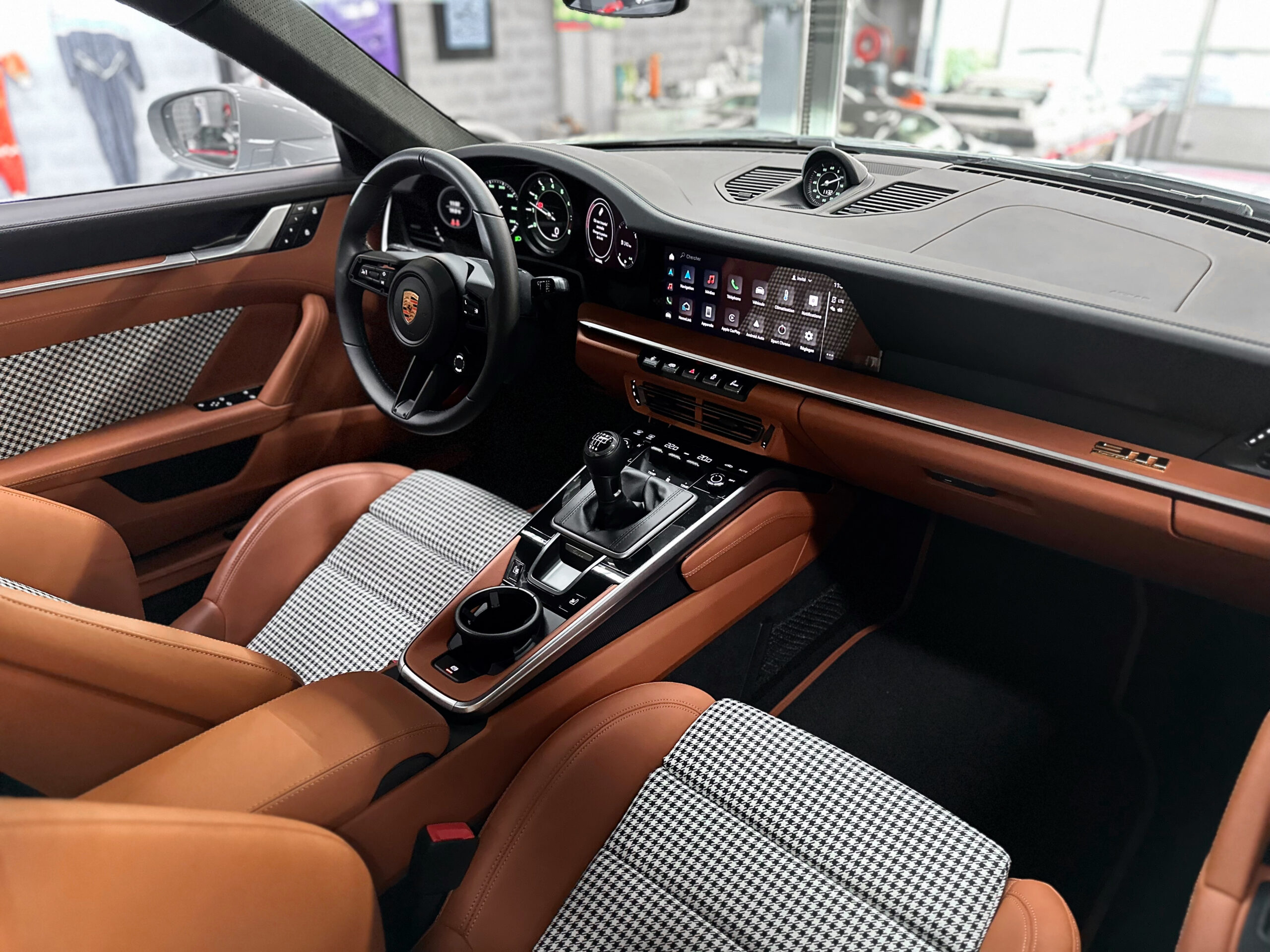 Porsche 992 Sport Classic 3.8 550 – 1 of 1250 – Image 41