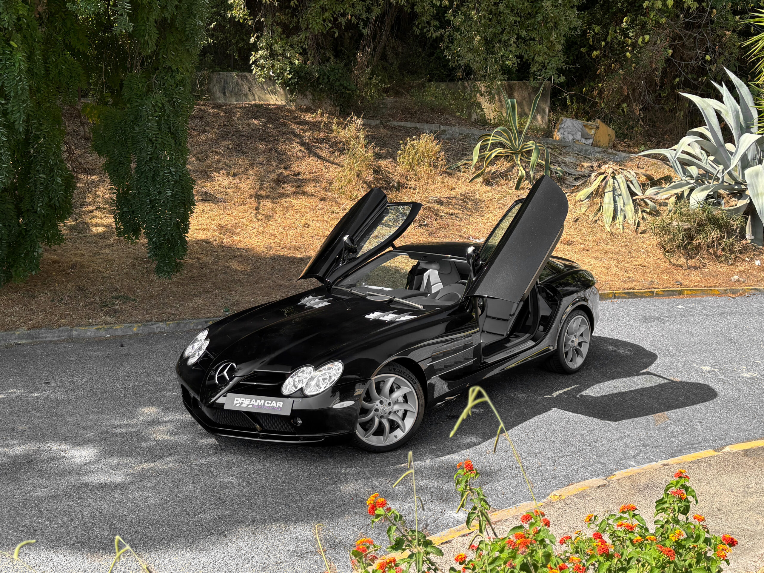 Mercedes SLR McLaren V8 5.4 626 - Noir Crystal Galaxy Métallisé – Image 2