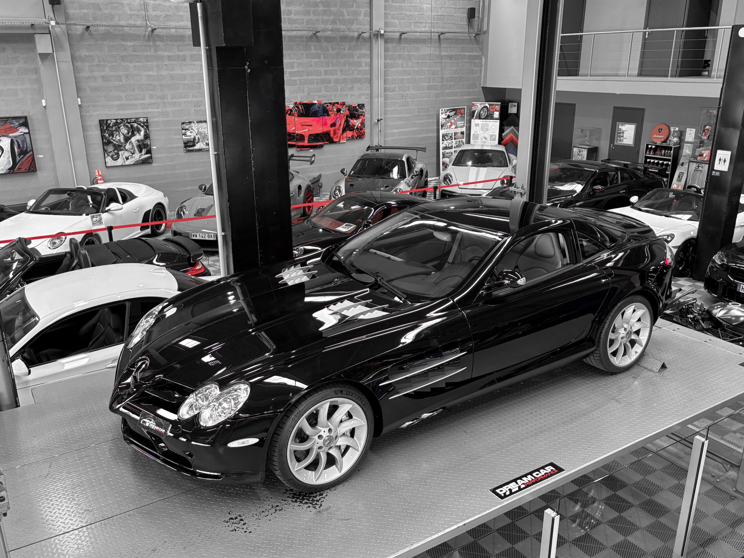 Mercedes SLR McLaren V8 5.4 626 - Noir Crystal Galaxy Métallisé – Image 4
