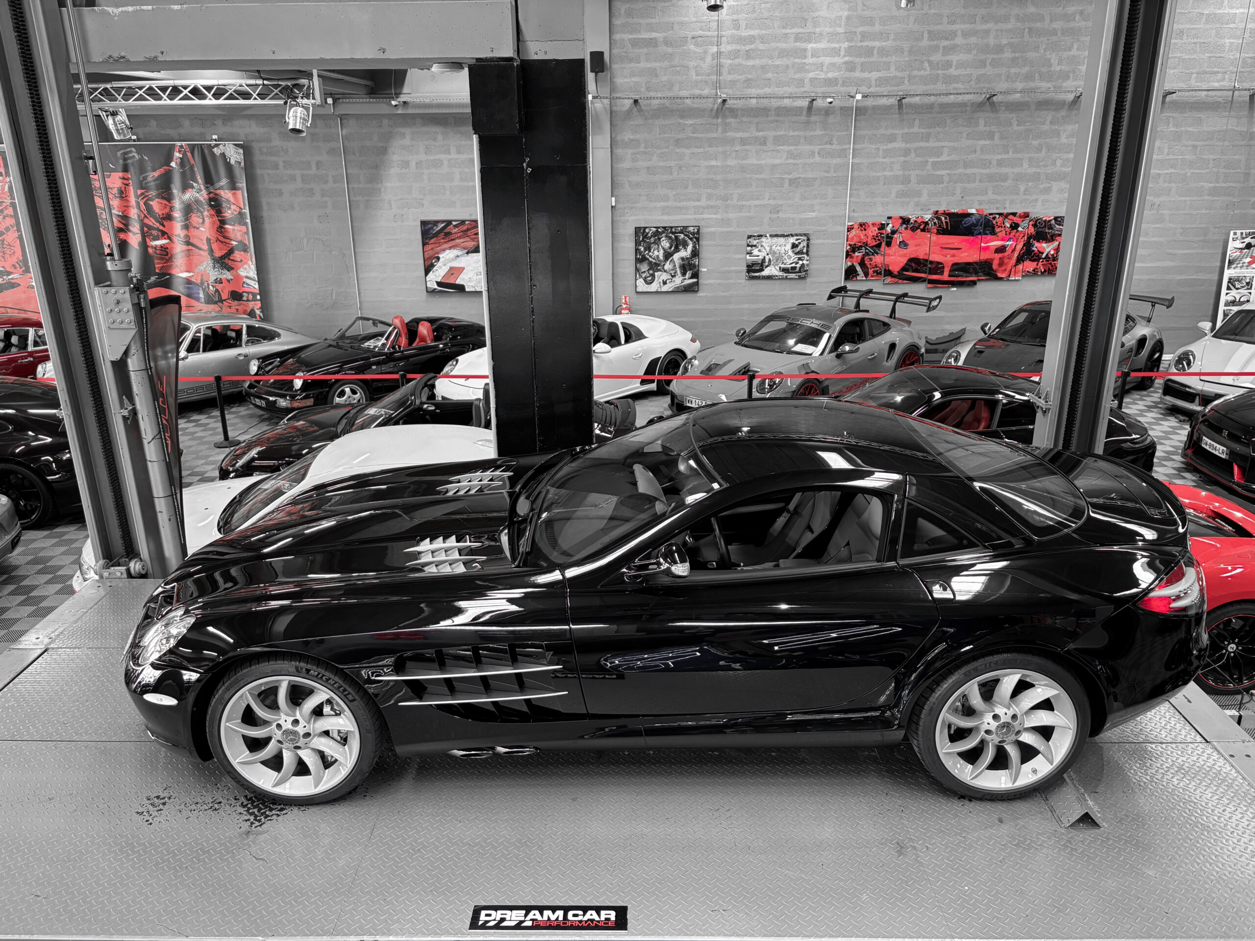Mercedes SLR McLaren V8 5.4 626 - Noir Crystal Galaxy Métallisé – Image 5