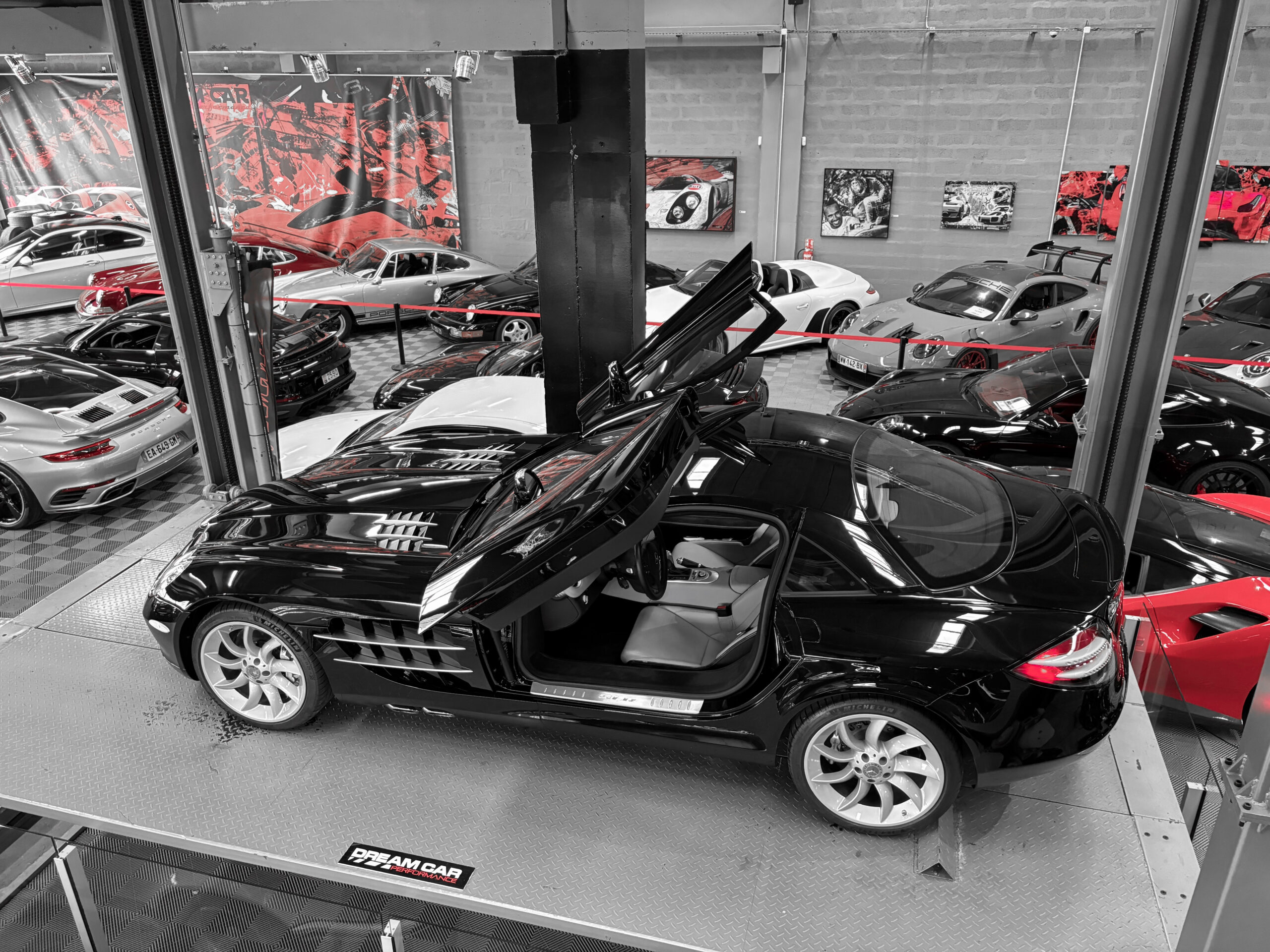 Mercedes SLR McLaren V8 5.4 626 - Noir Crystal Galaxy Métallisé – Image 9