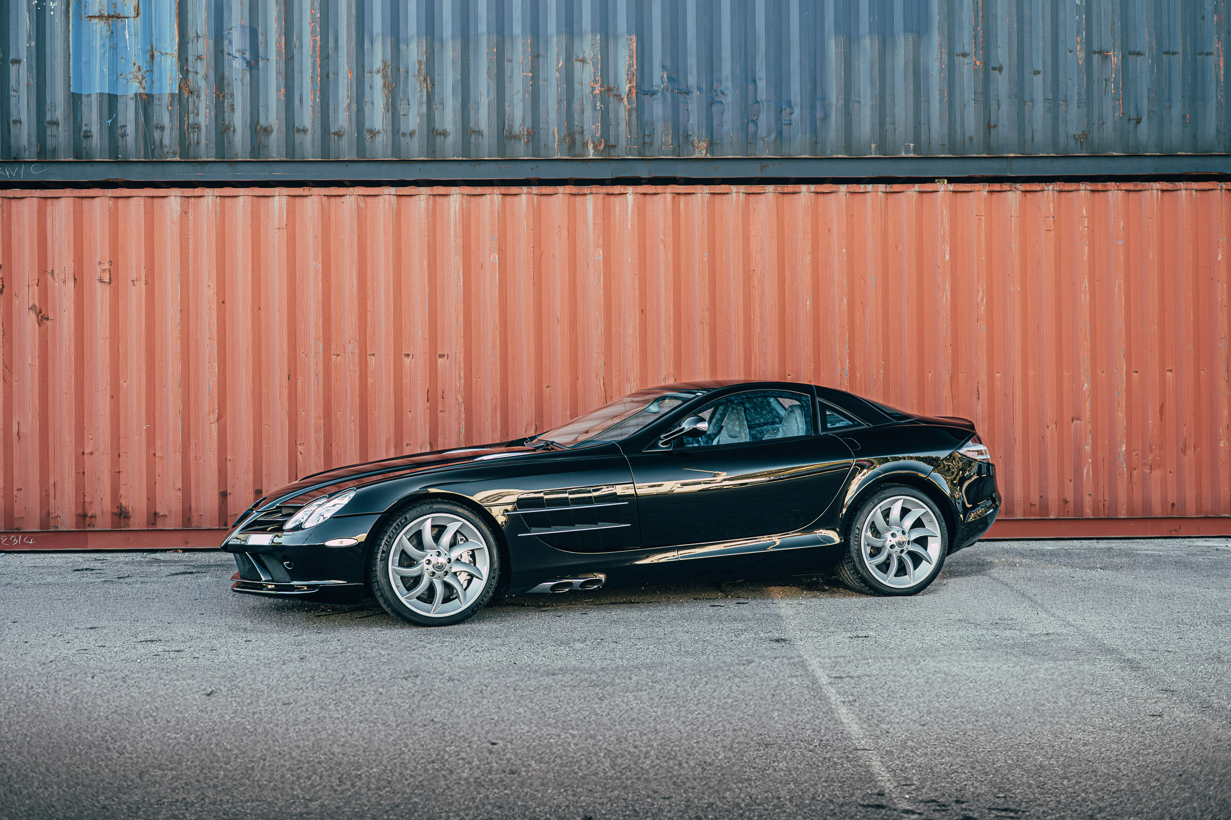 MERCEDES SLR McLaren V8 5.4 626 – COLLECTOR – noir crystal – Image 24