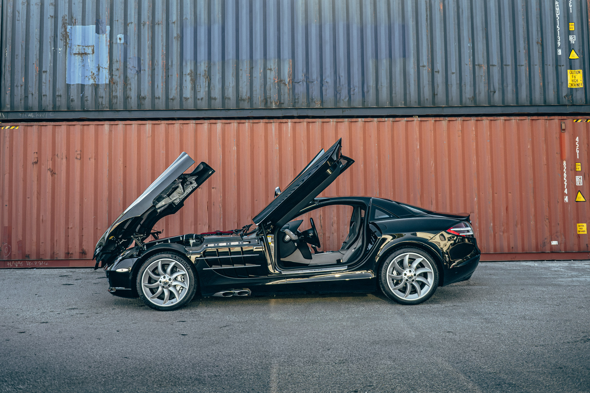 MERCEDES SLR McLaren V8 5.4 626 – COLLECTOR – noir crystal – Image 3