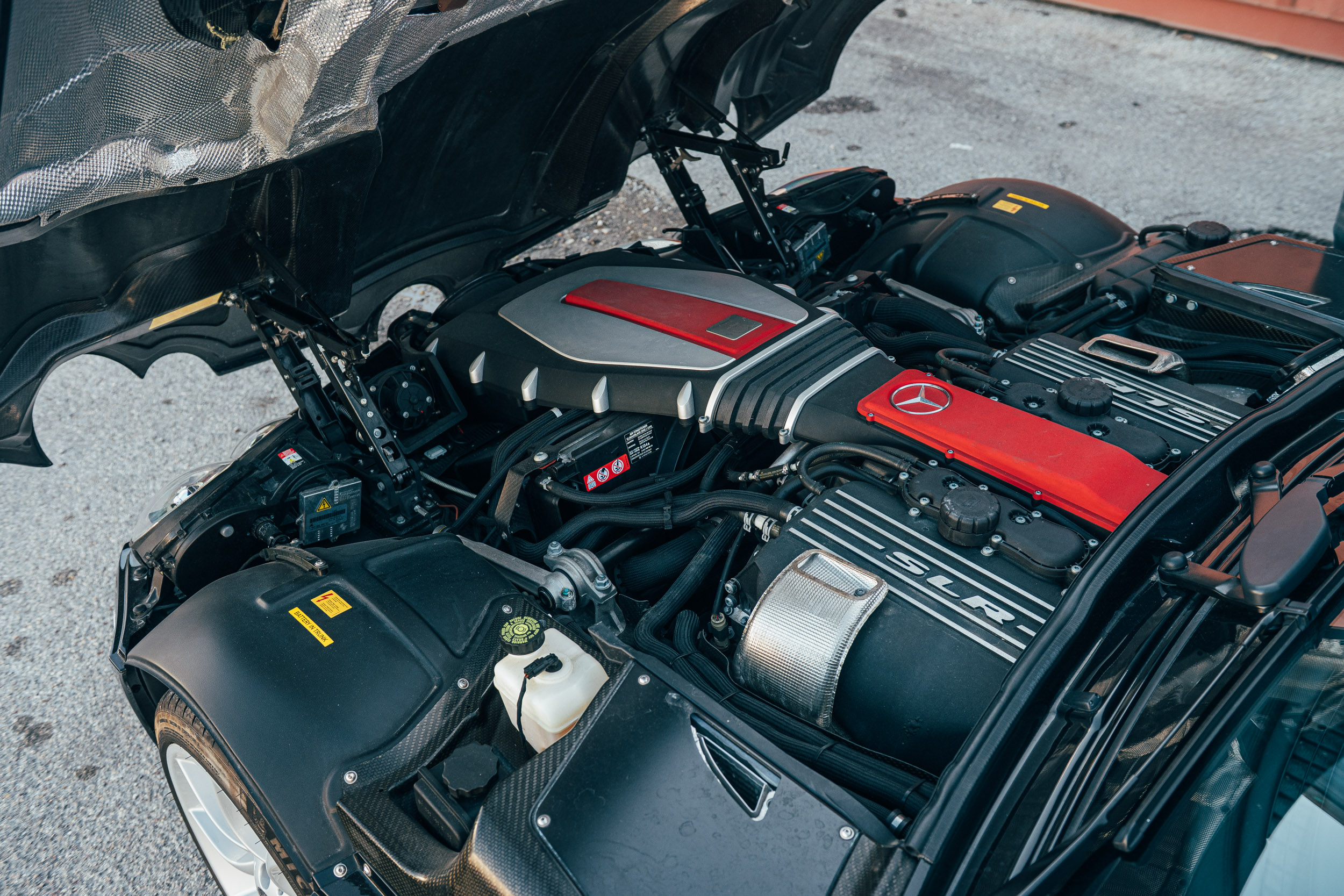 MERCEDES SLR McLaren V8 5.4 626 – COLLECTOR – noir crystal – Image 26