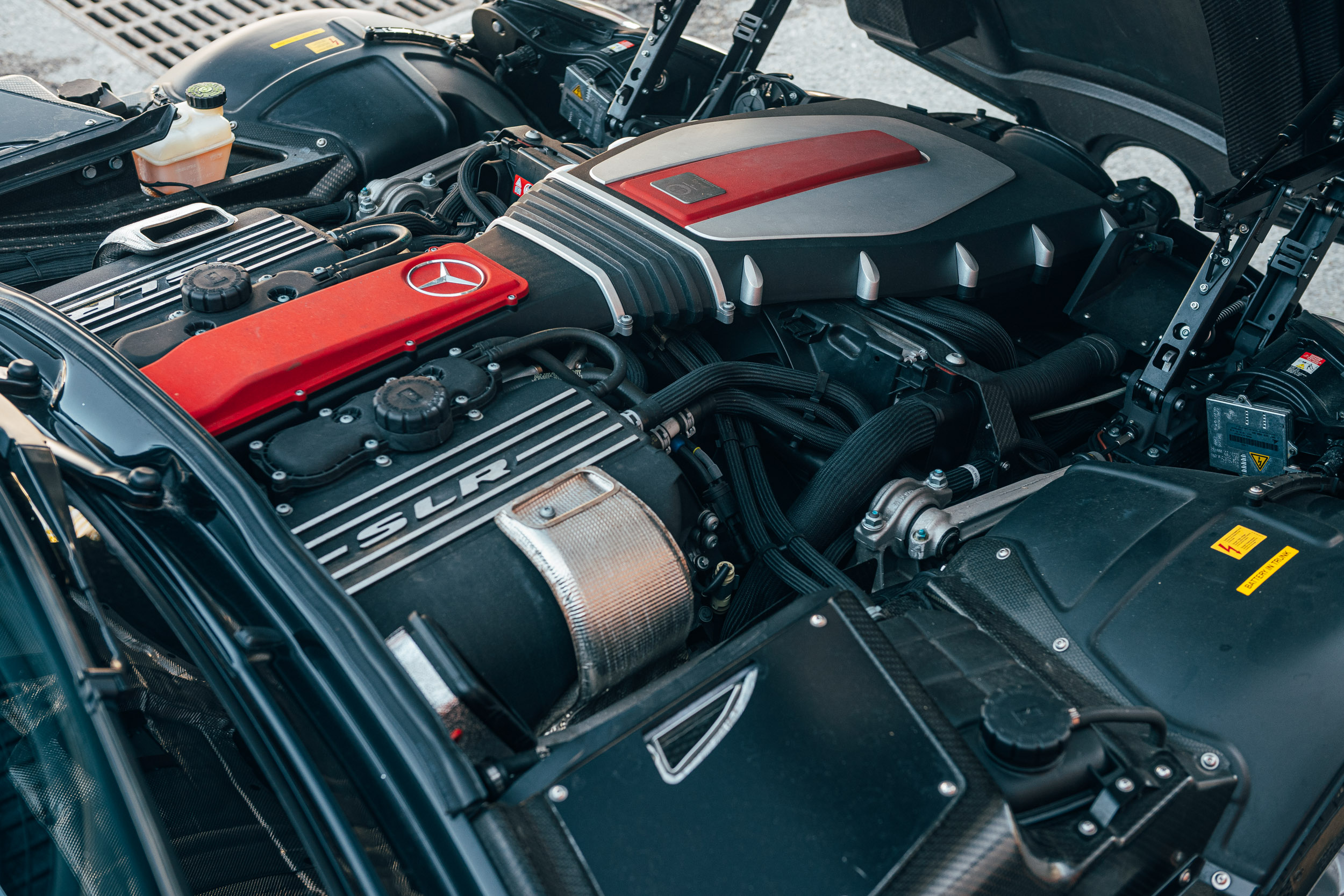 MERCEDES SLR McLaren V8 5.4 626 – COLLECTOR – noir crystal – Image 15