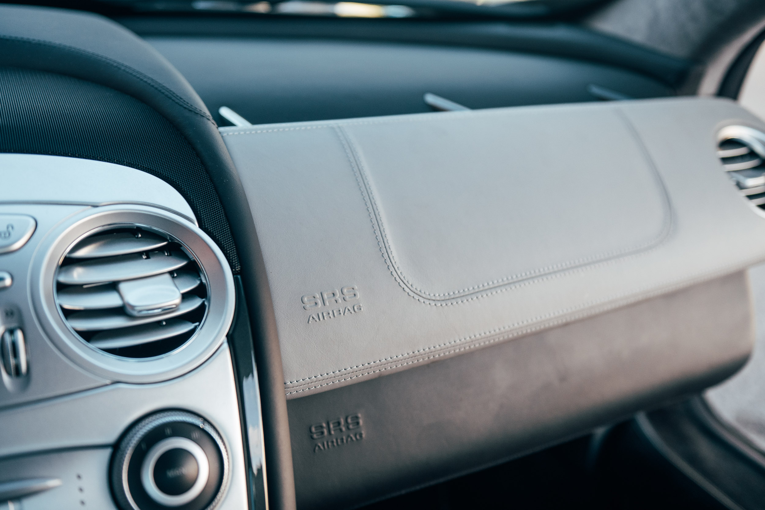 MERCEDES SLR McLaren V8 5.4 626 – COLLECTOR – noir crystal – Image 43