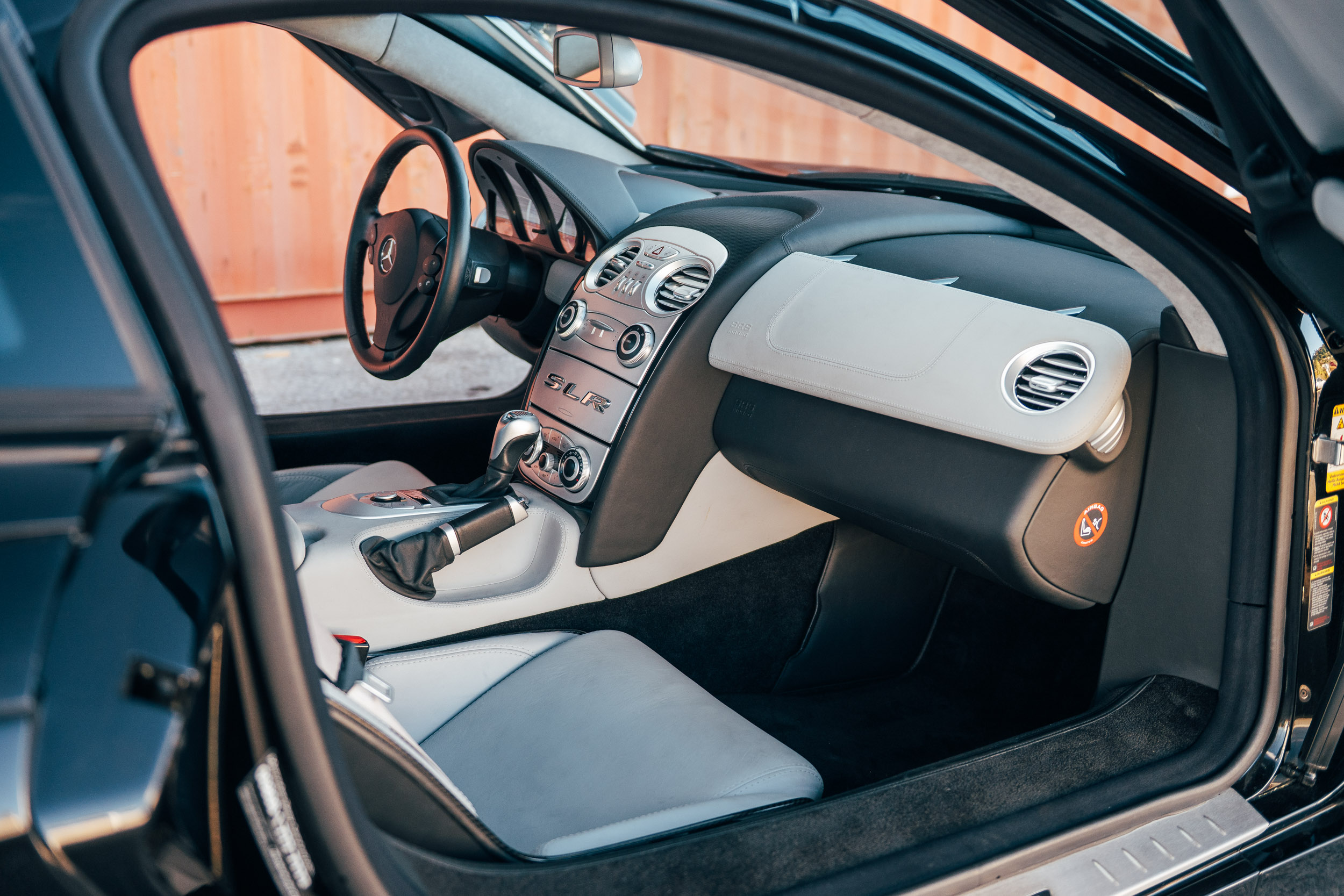 MERCEDES SLR McLaren V8 5.4 626 – COLLECTOR – noir crystal – Image 11