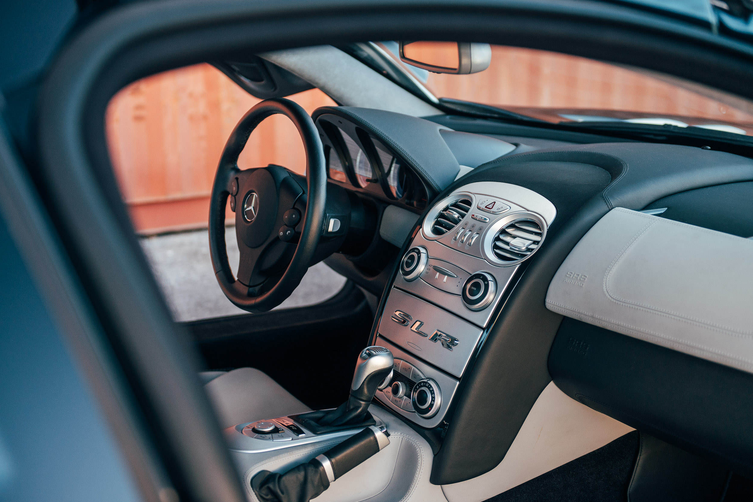 MERCEDES SLR McLaren V8 5.4 626 – COLLECTOR – noir crystal – Image 37