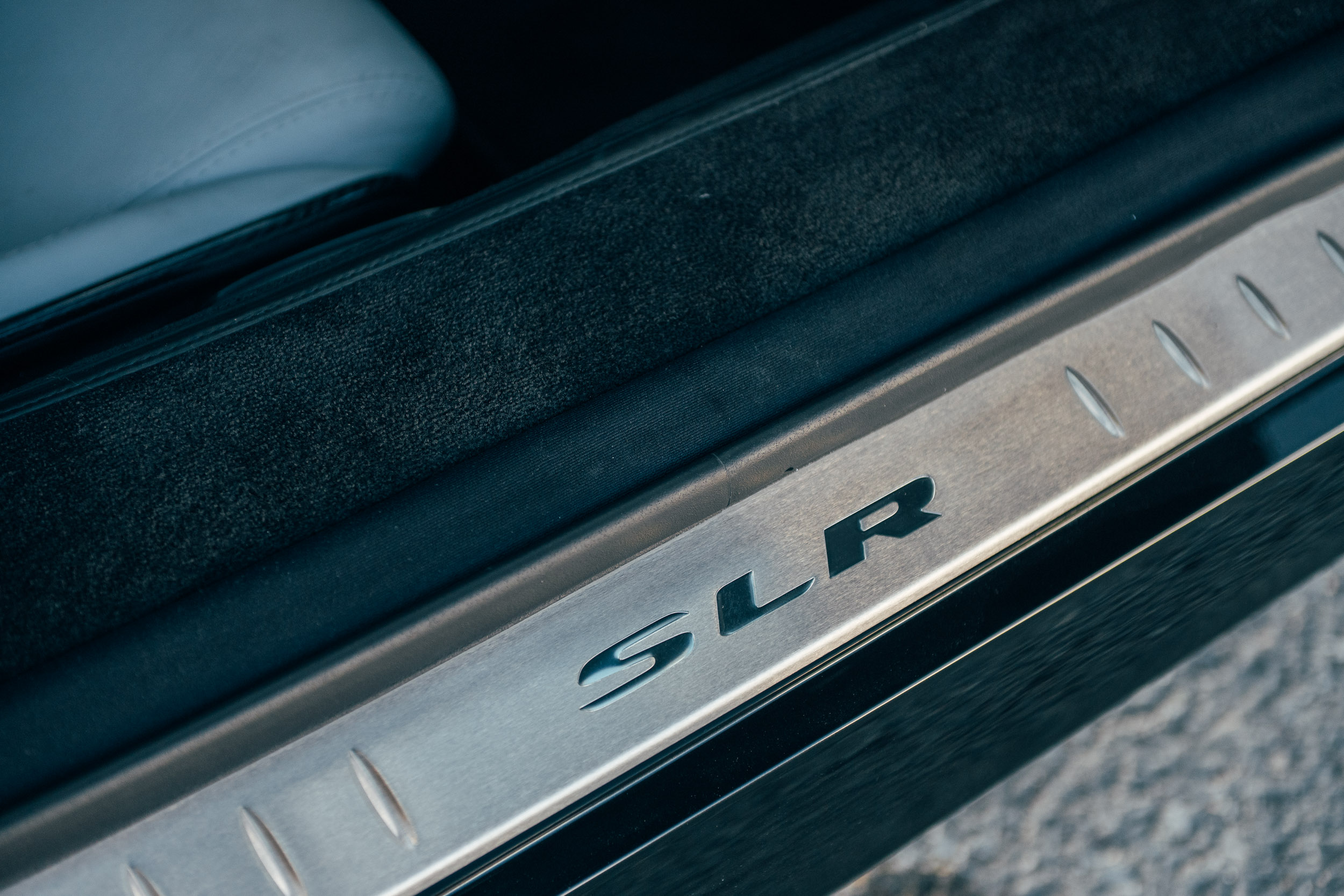 MERCEDES SLR McLaren V8 5.4 626 – COLLECTOR – noir crystal – Image 46