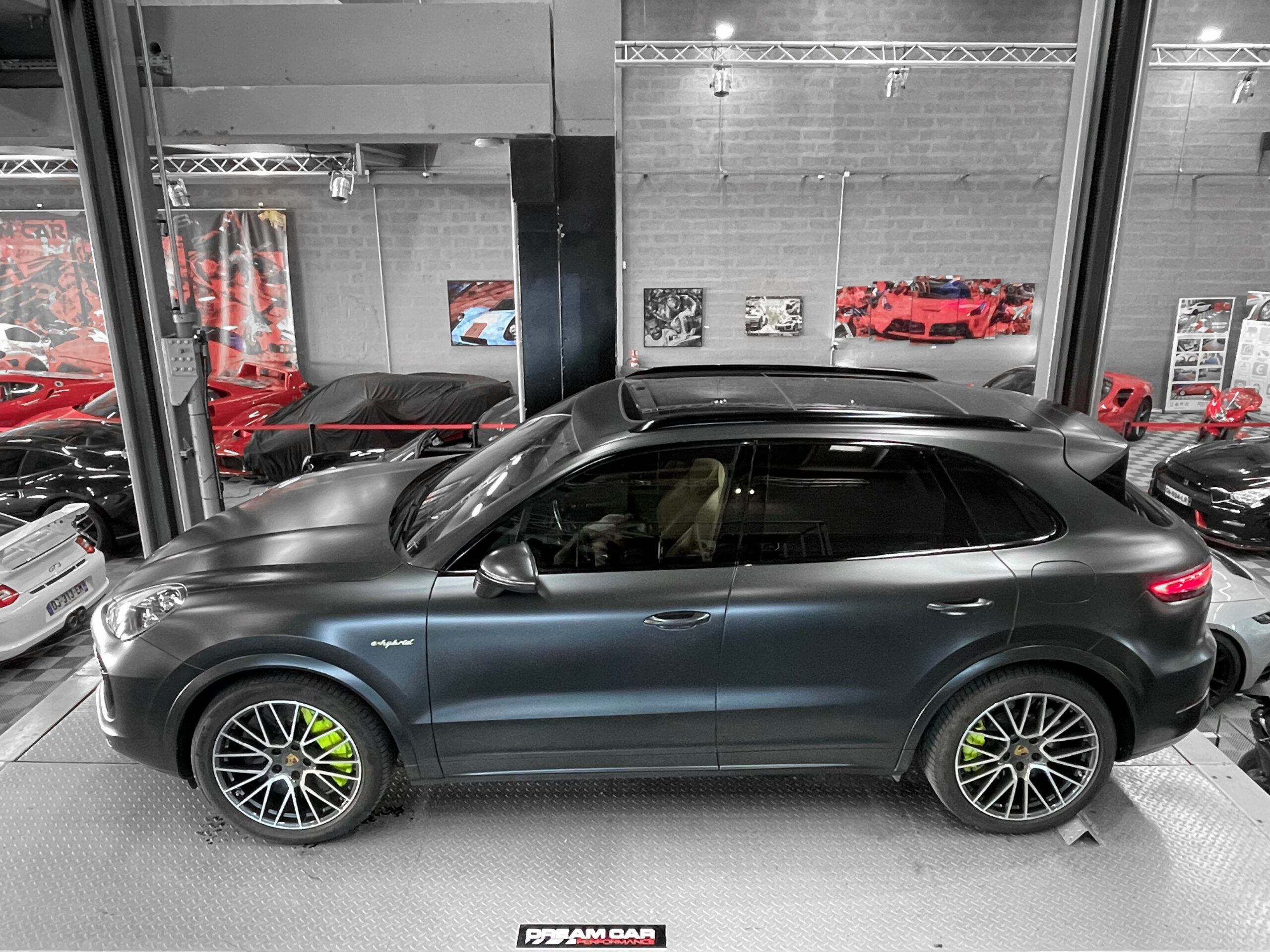 PORSCHE CAYENNE TURBO S HYBRIDE - FRANÇAIS – Image 2