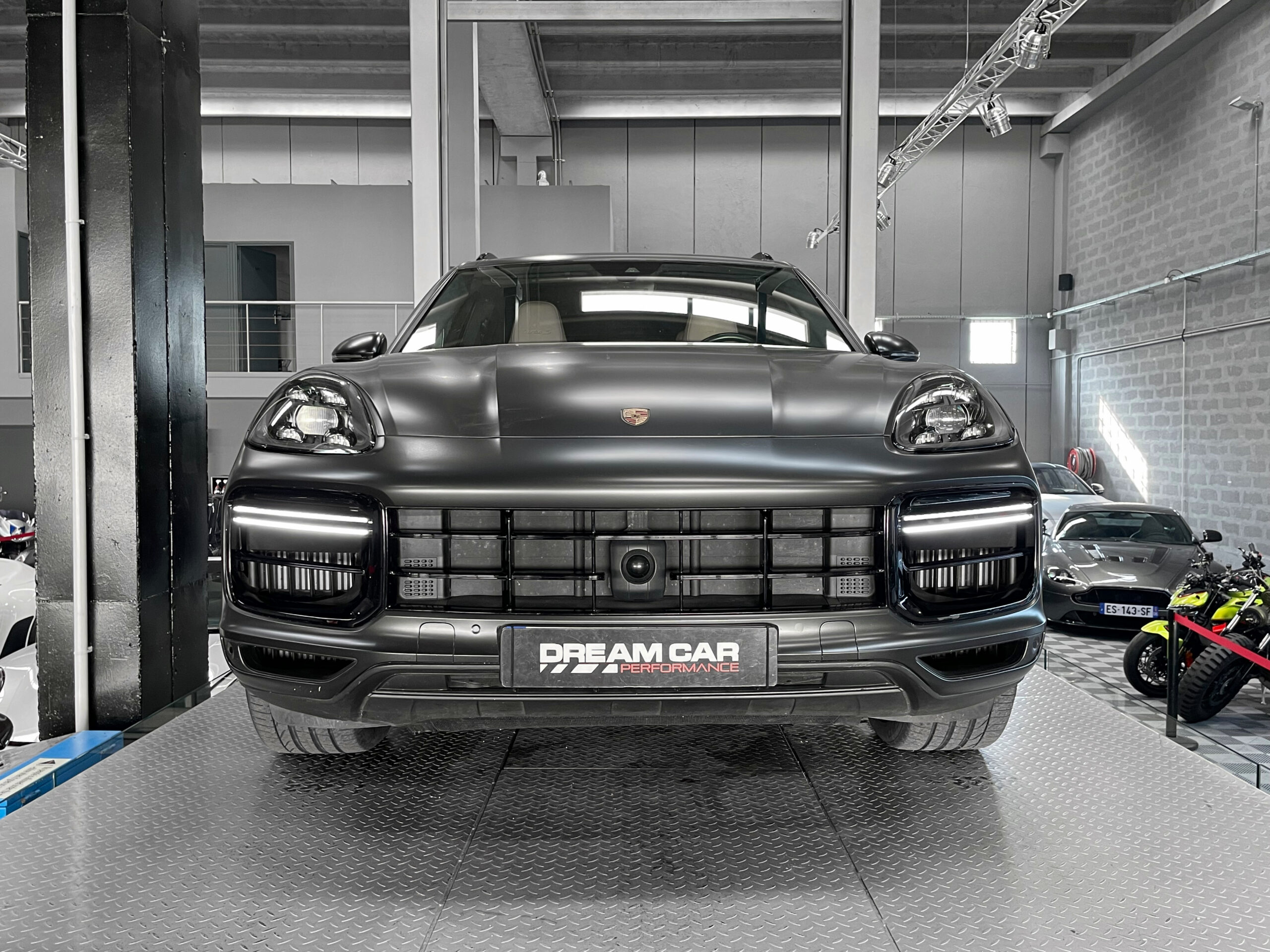 PORSCHE CAYENNE TURBO S HYBRIDE - FRANÇAIS – Image 5