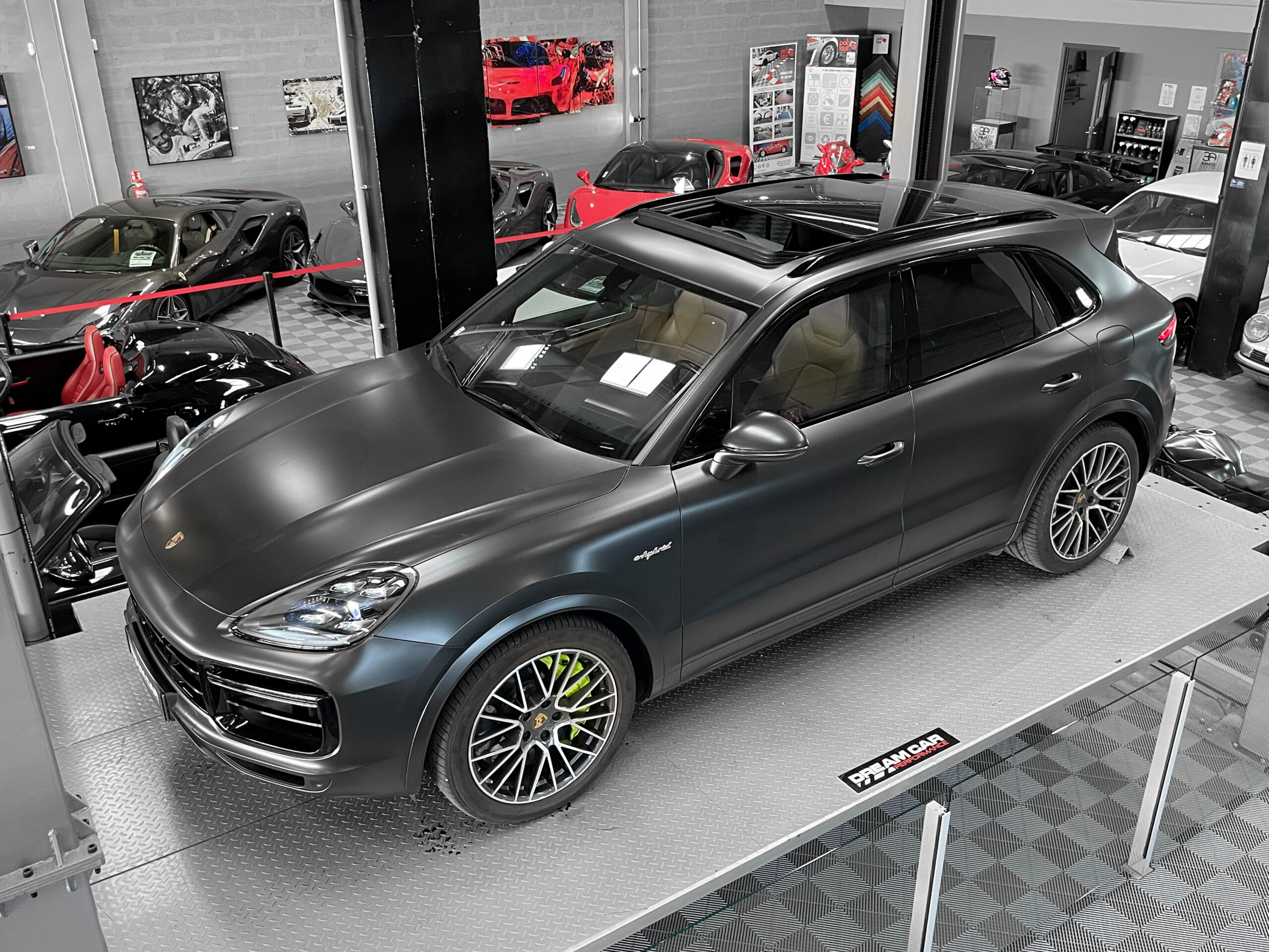 PORSCHE CAYENNE TURBO S HYBRIDE - FRANÇAIS – Image 17
