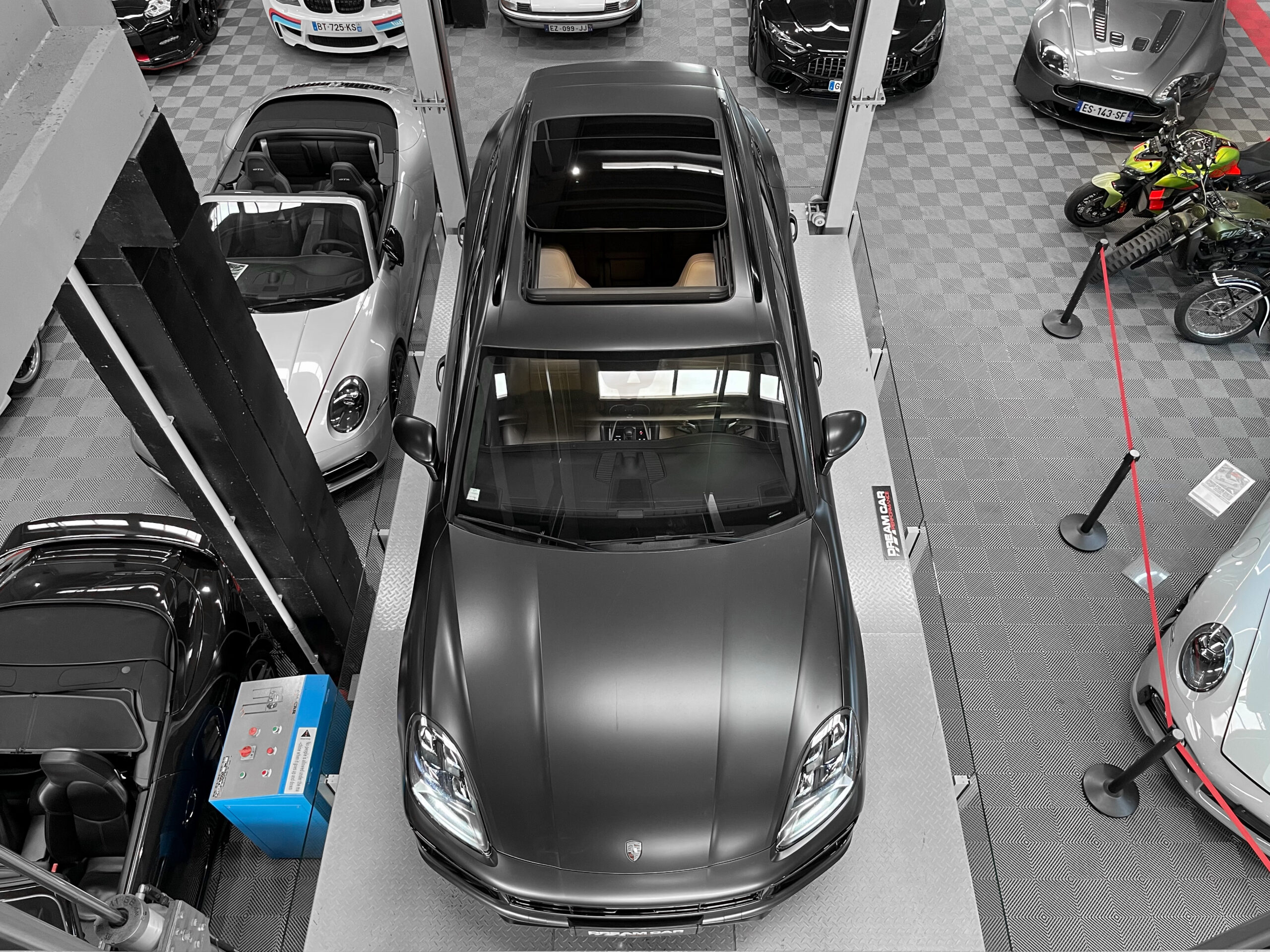 PORSCHE CAYENNE TURBO S HYBRIDE - FRANÇAIS – Image 23