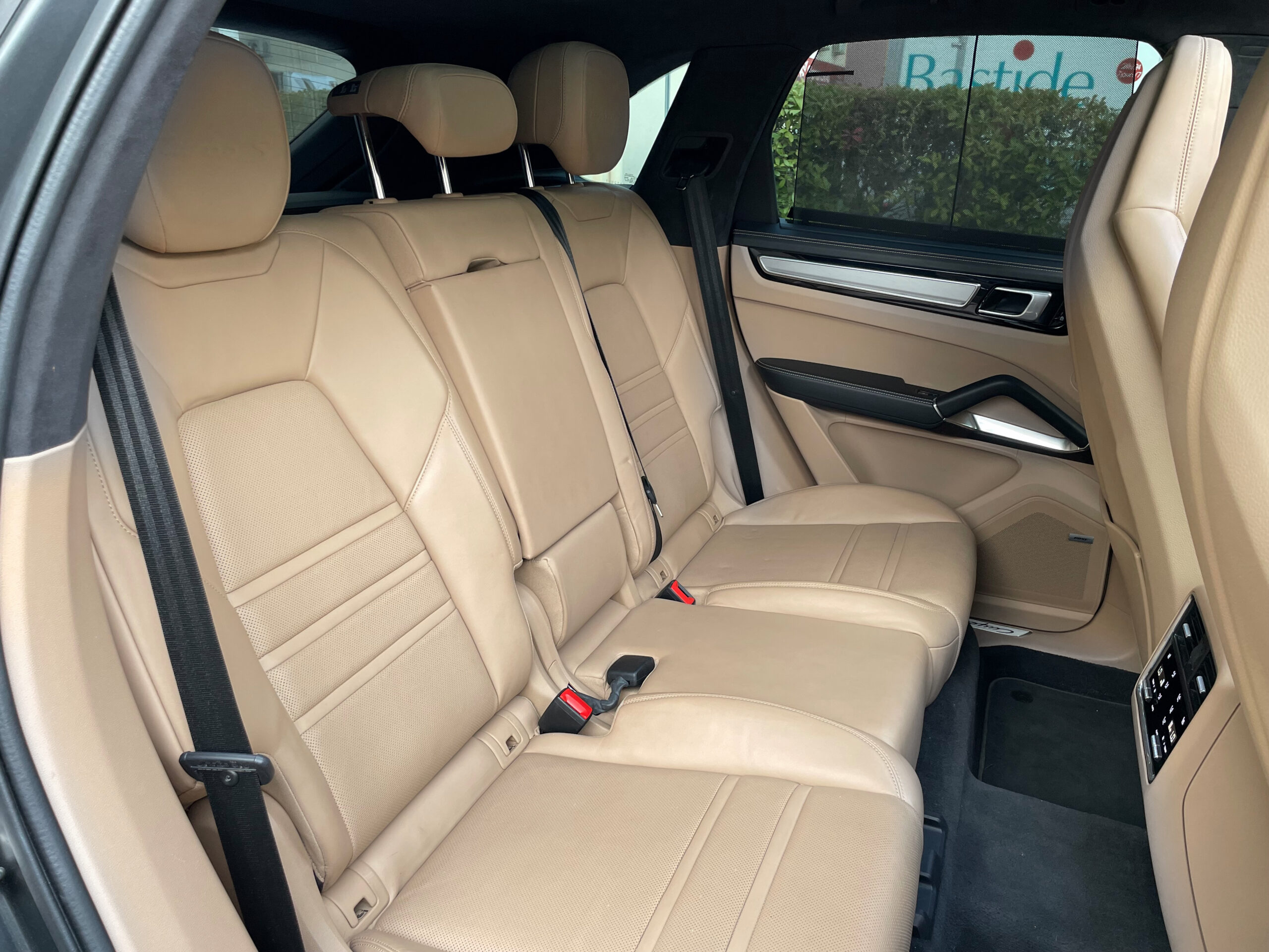 PORSCHE CAYENNE TURBO S HYBRIDE - FRANÇAIS – Image 41