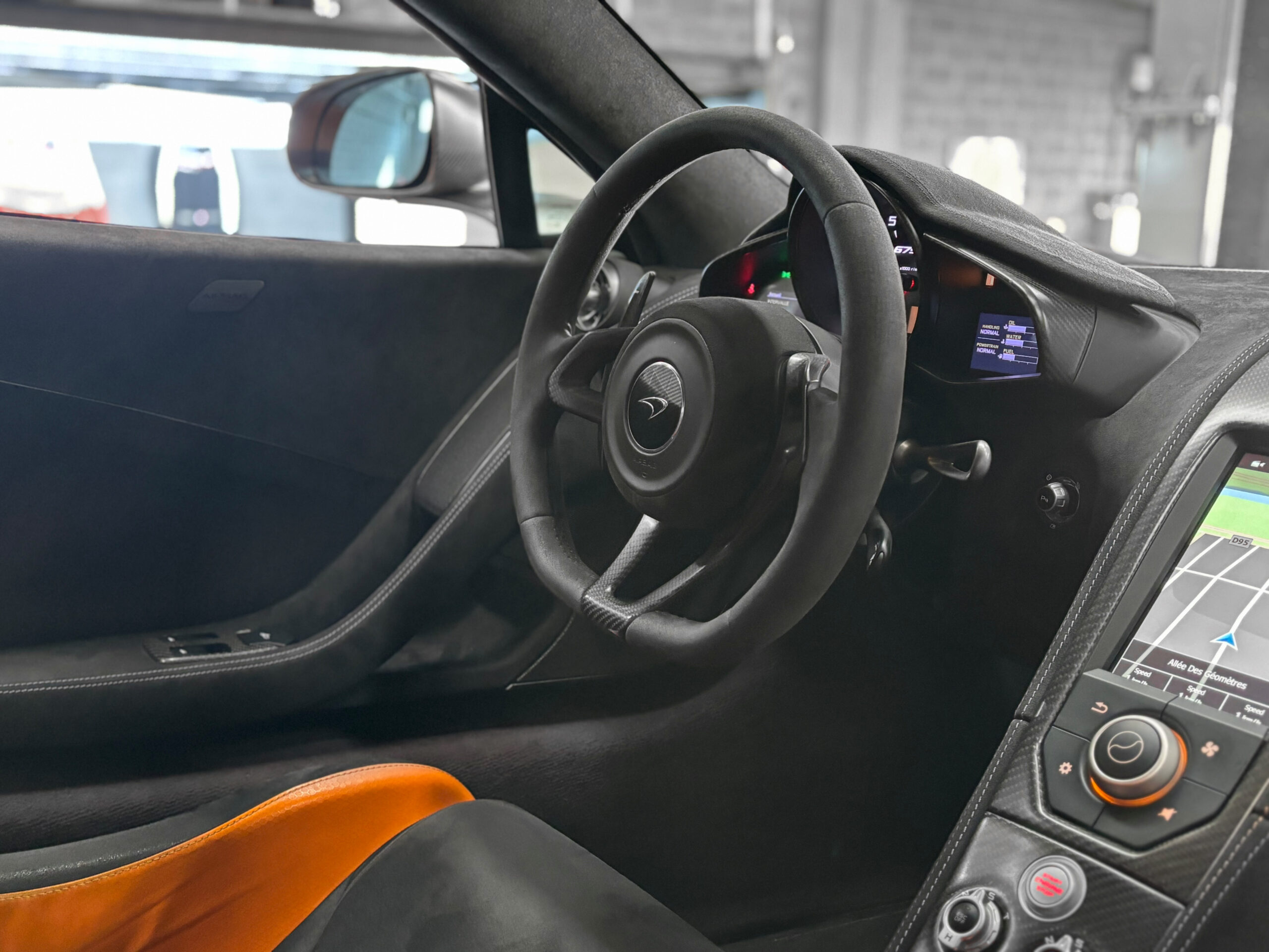 MCLAREN 675 LT MSO – TVA apparente – PPF – ROOF SCOOP – Image 37