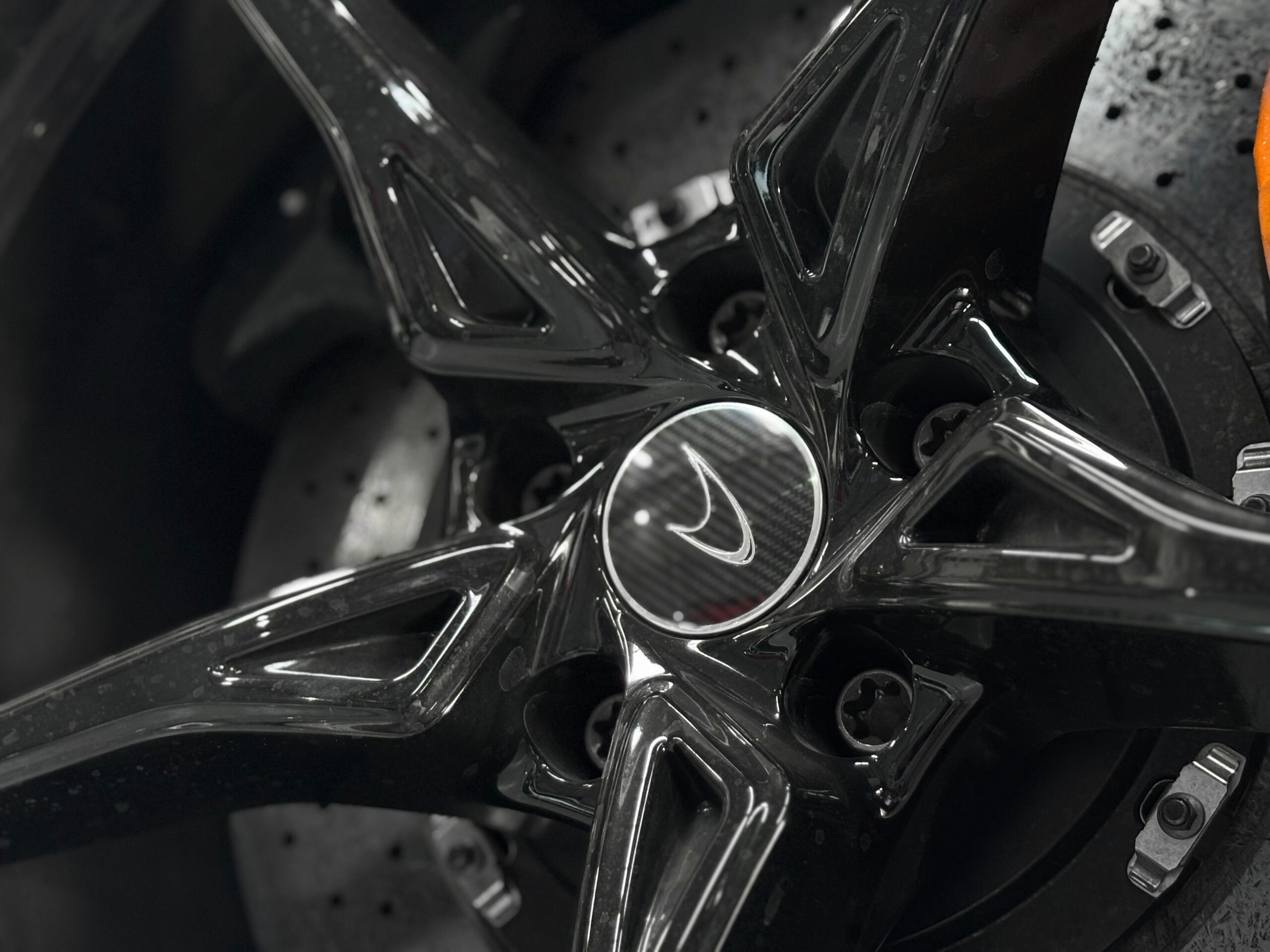 MCLAREN 675 LT MSO – TVA apparente – PPF – ROOF SCOOP – Image 25