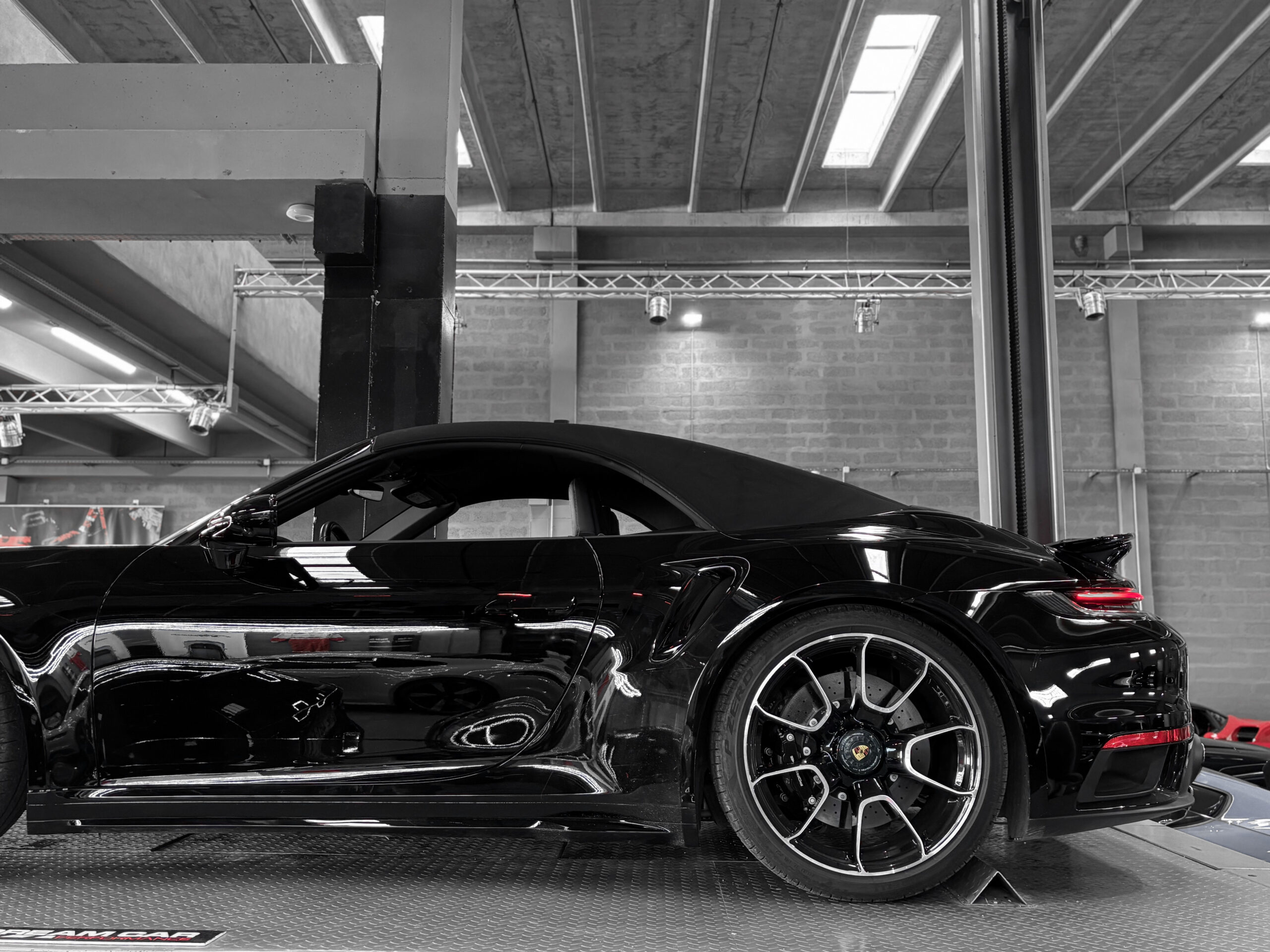 PORSCHE 992 TURBO S CABRIOLET – ecotaxe payée – lift - carbone – Image 29