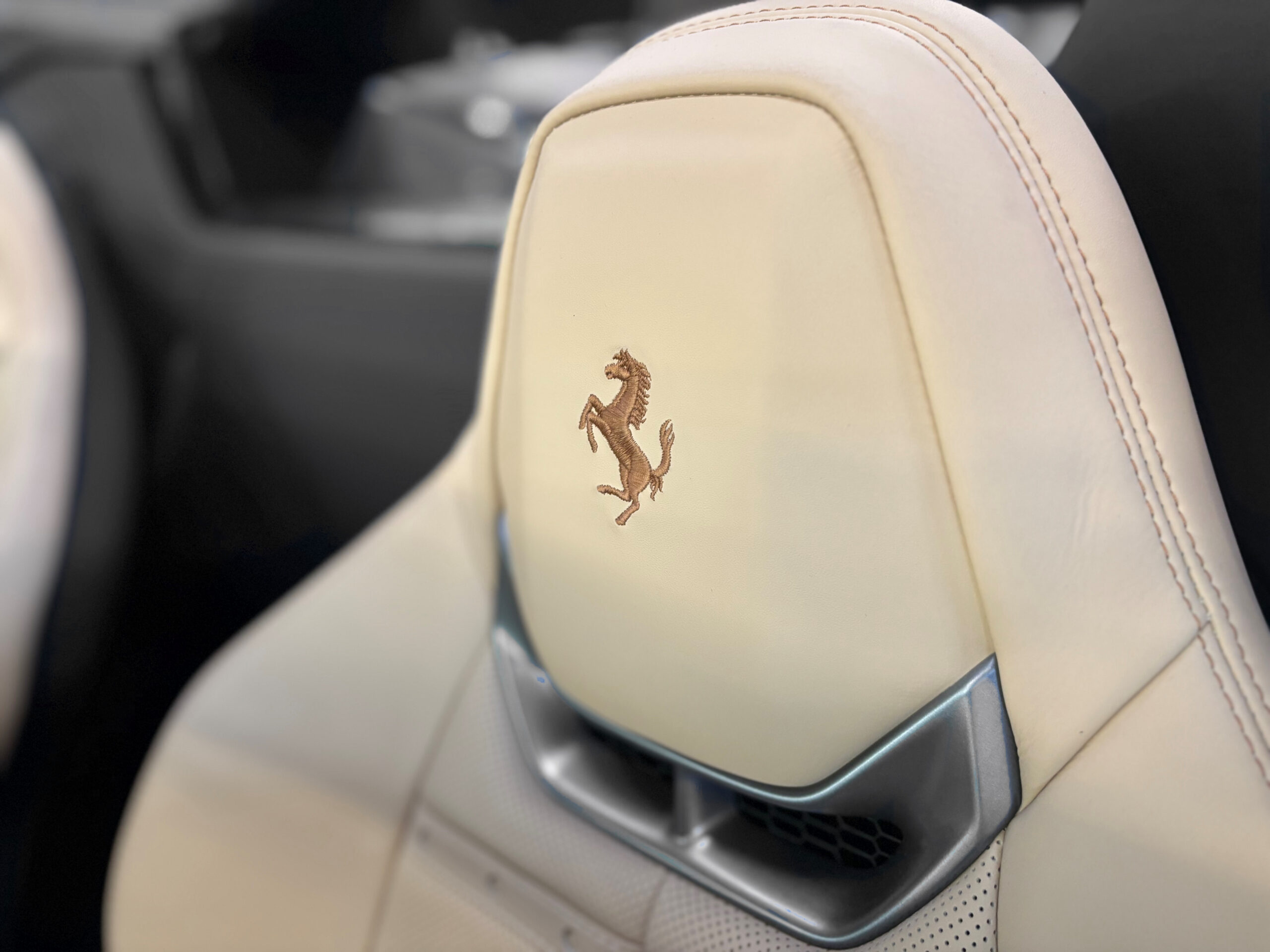 FERRARI 296 GTS – Première main – PPF – Image 18