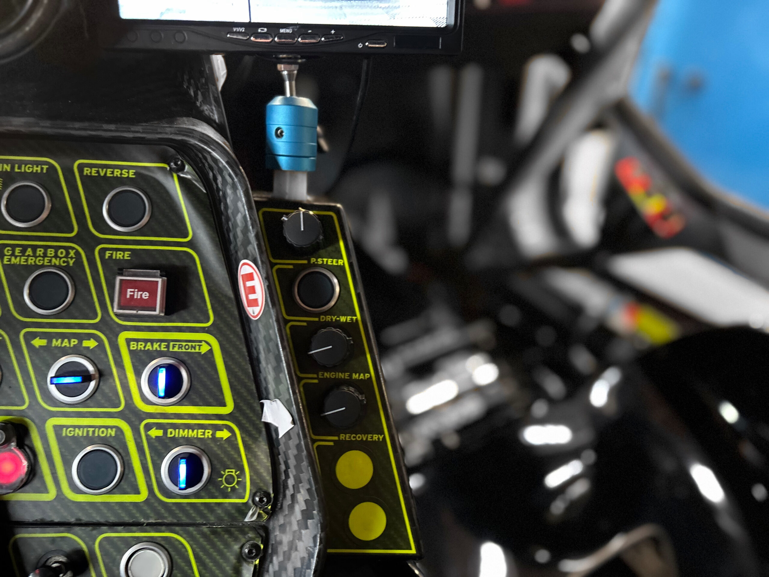 LAMBORGHINI Huracan GT3 EVO – Gros lot de bord – TVA – Image 41