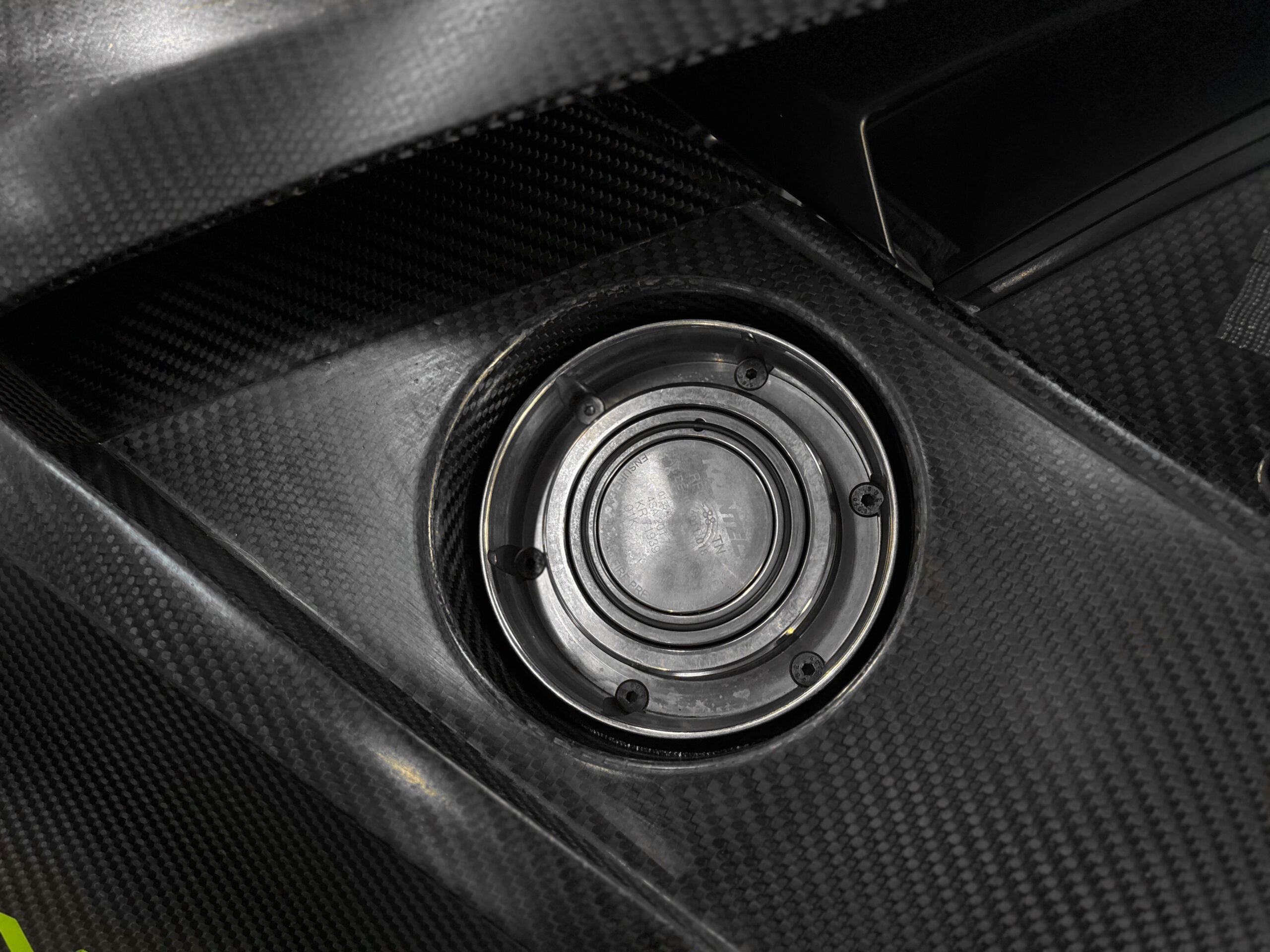 LAMBORGHINI Huracan GT3 EVO – Gros lot de bord – TVA – Image 38