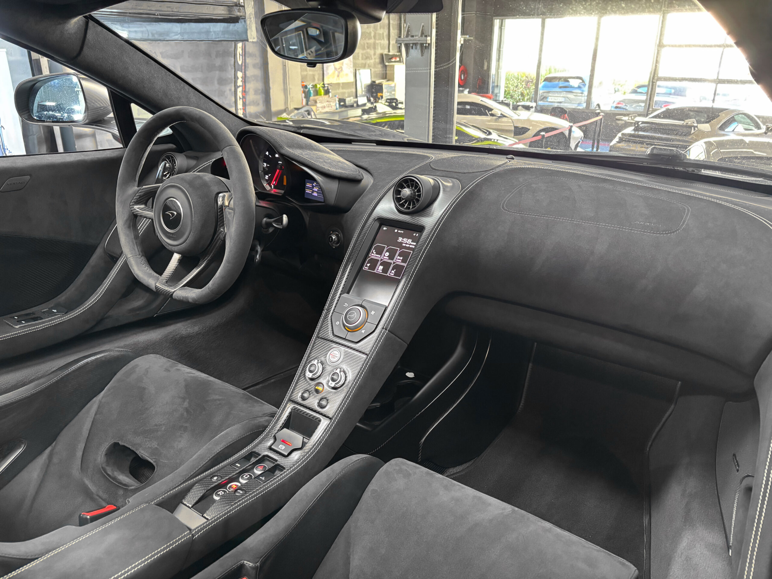 MCLAREN 675 LT SPIDER – 500 exemplaires – carbone - PPF – Image 11