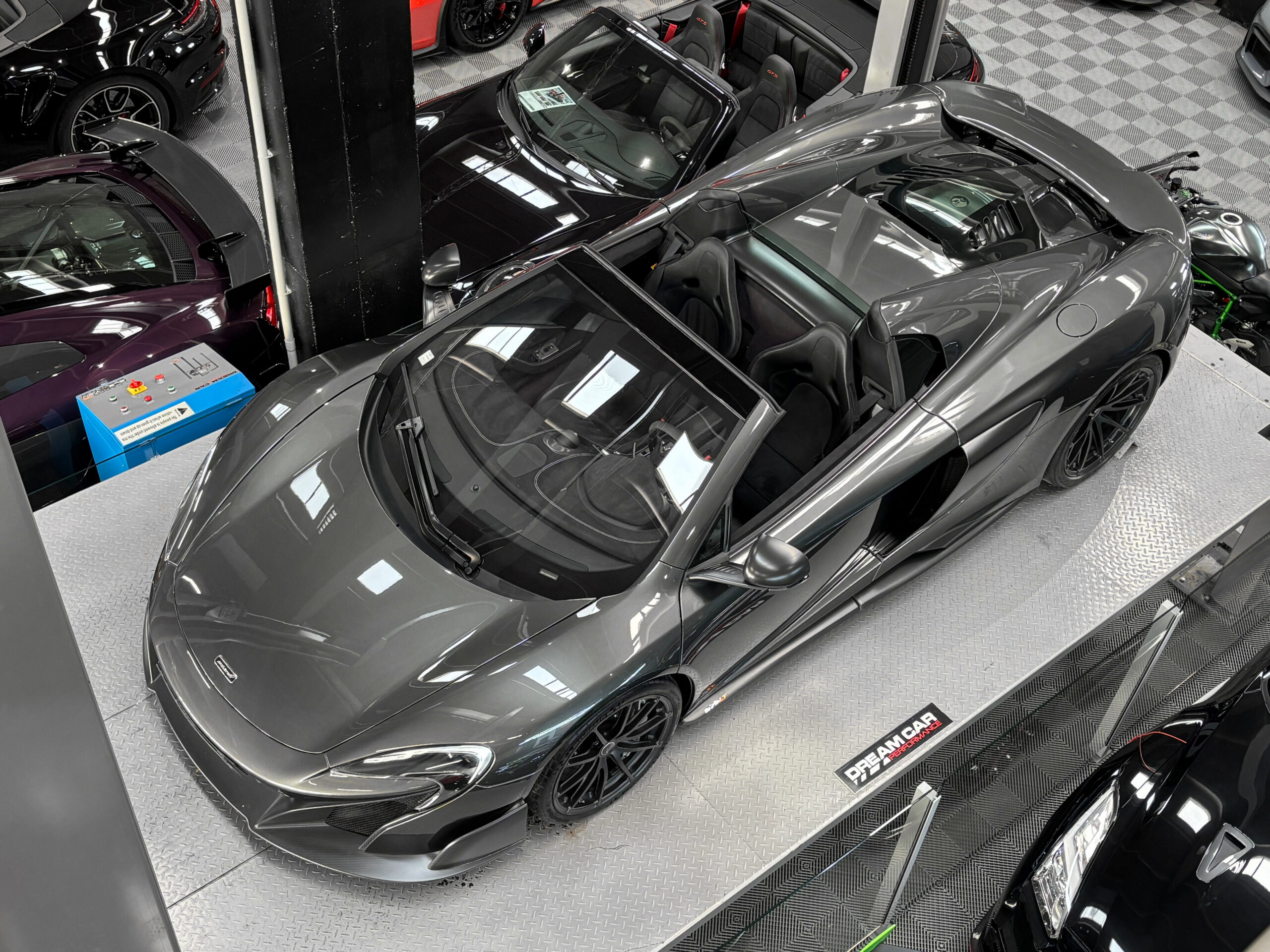 MCLAREN 675 LT SPIDER – 500 exemplaires – carbone - PPF – Image 46