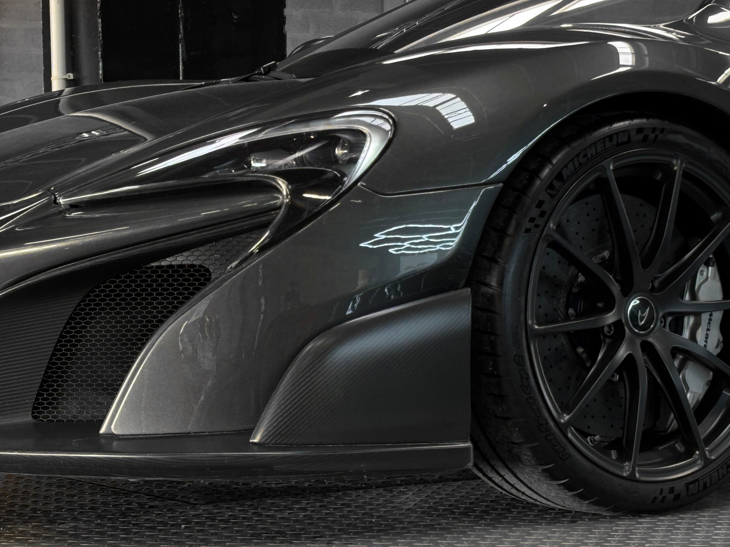 MCLAREN 675 LT SPIDER – 500 exemplaires – carbone - PPF – Image 51