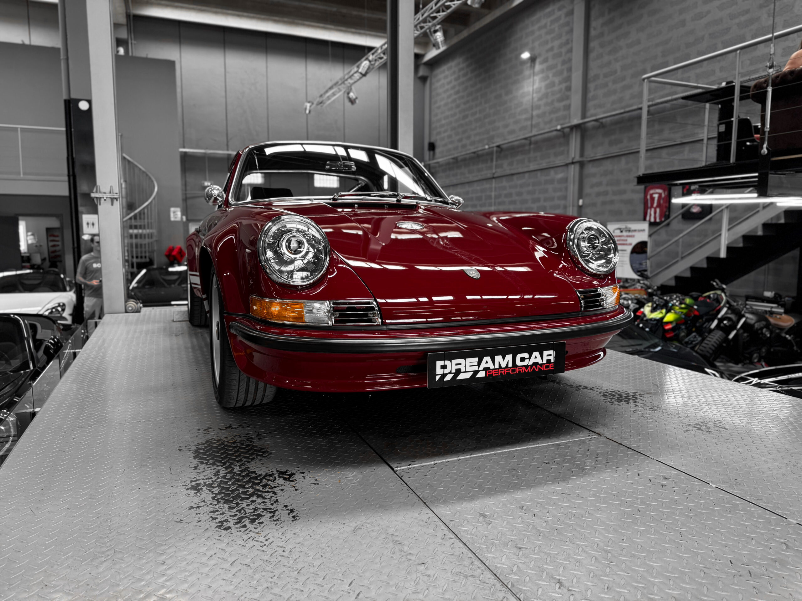 PORSCHE 911 3.2 BACKDATING – Image 8