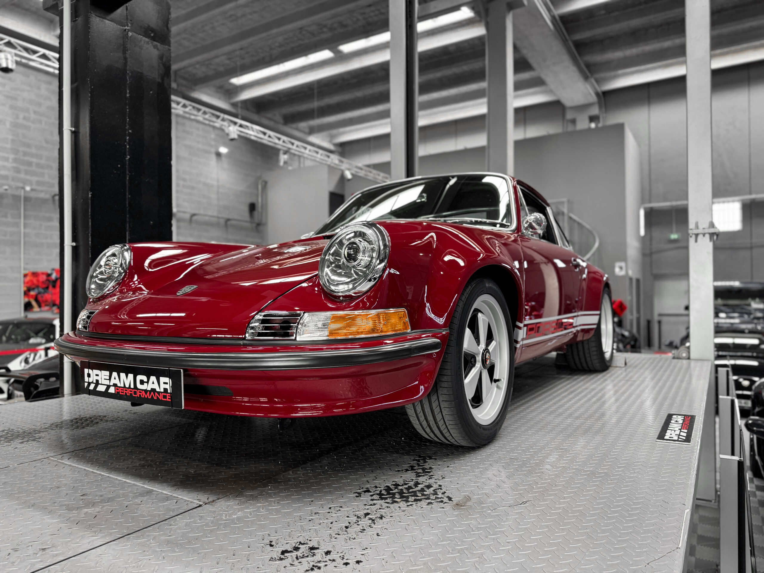 PORSCHE 911 3.2 BACKDATING – Image 10