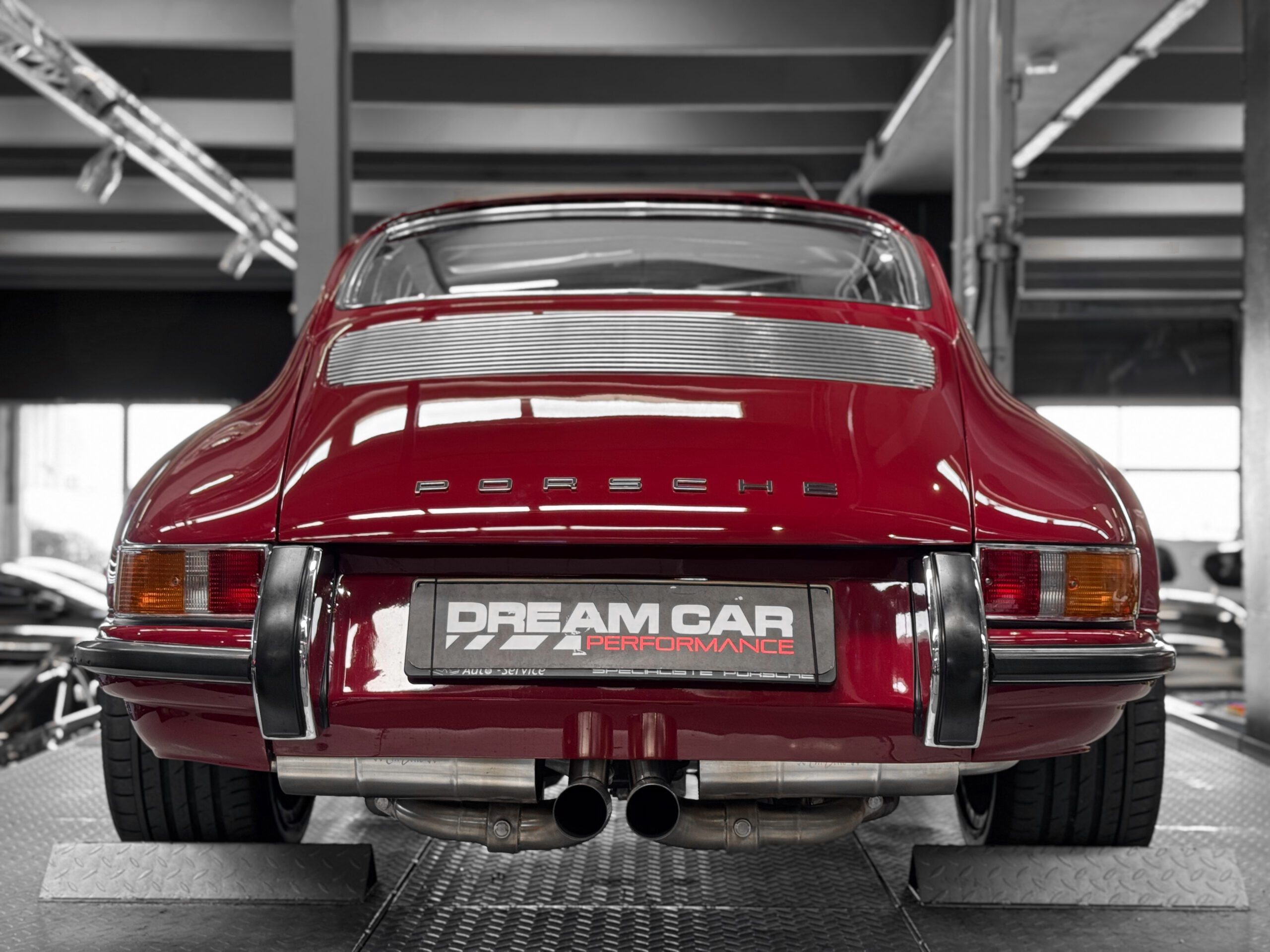 PORSCHE 911 3.2 BACKDATING – Image 18