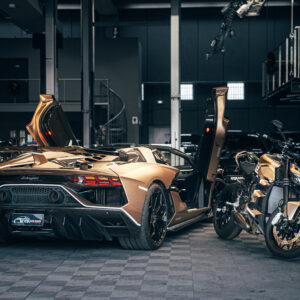 Aventador SVJ Roadster x Streetfighter MATCH SET